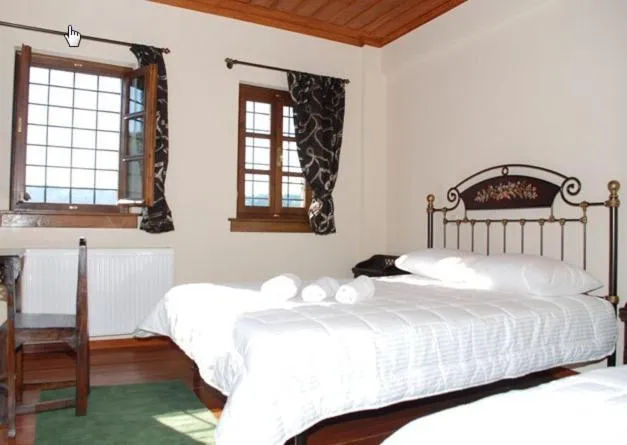 Bed in Hotel Dryades