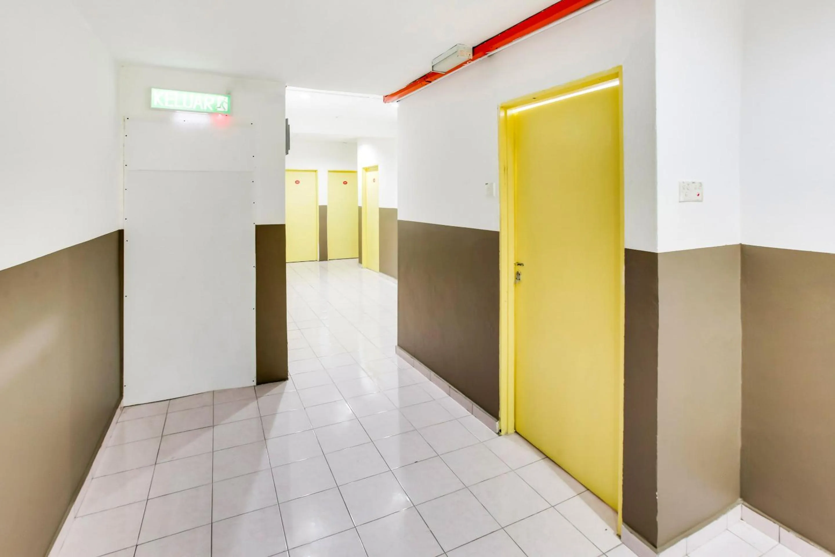 Lobby or reception in OYO 89615 T Family Hotel