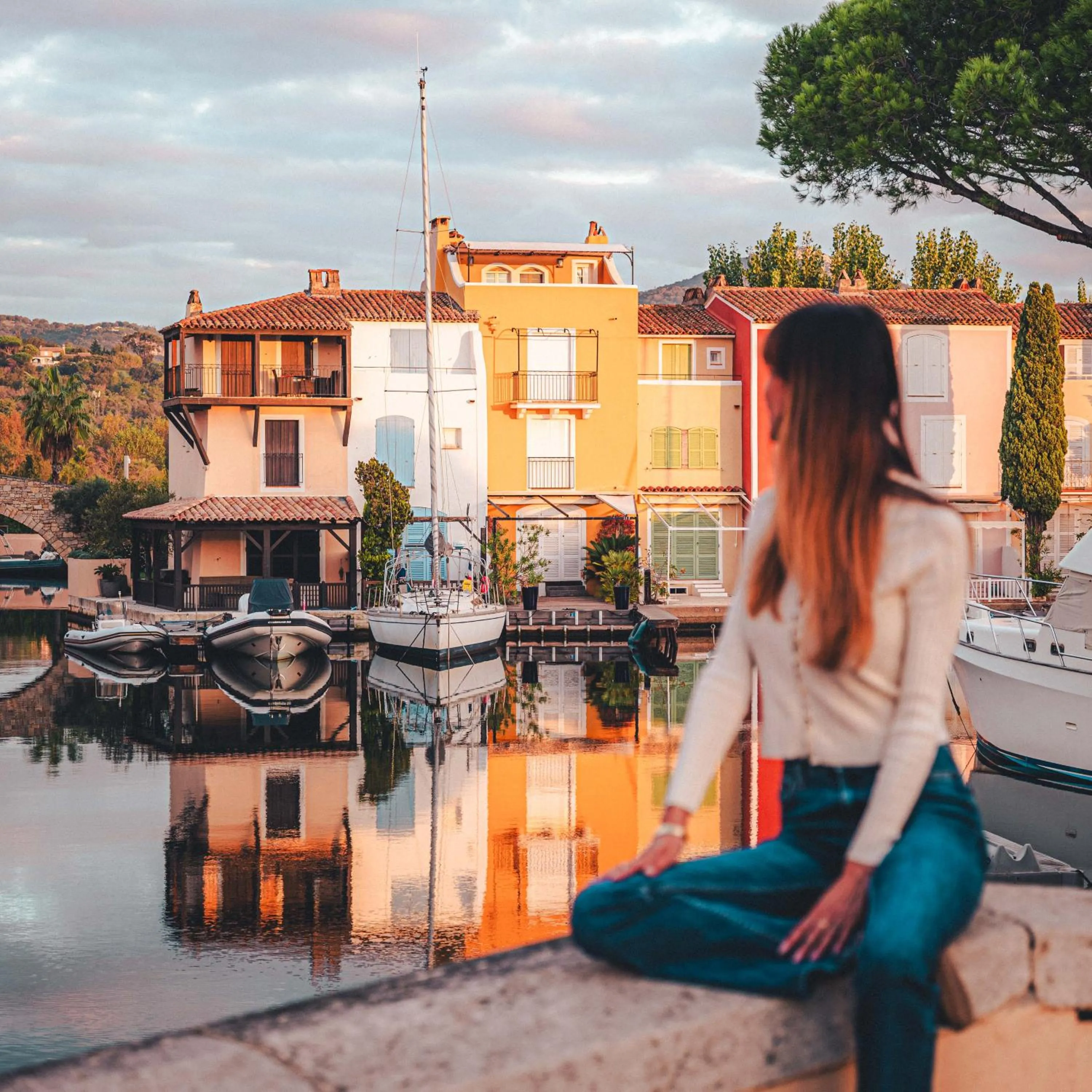 Nearby landmark in Le Suffren Hôtel