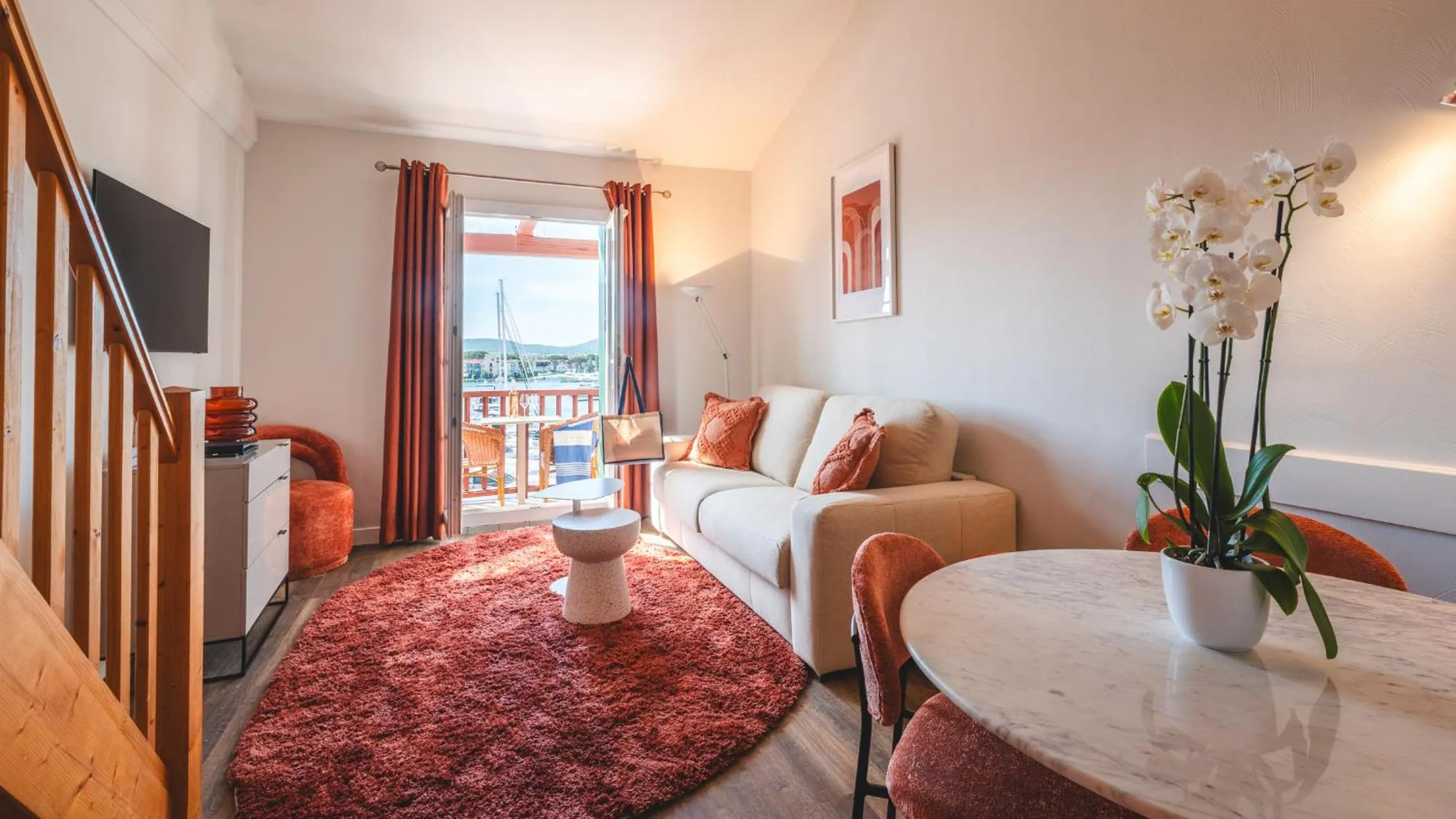 Living room in Le Suffren Hôtel