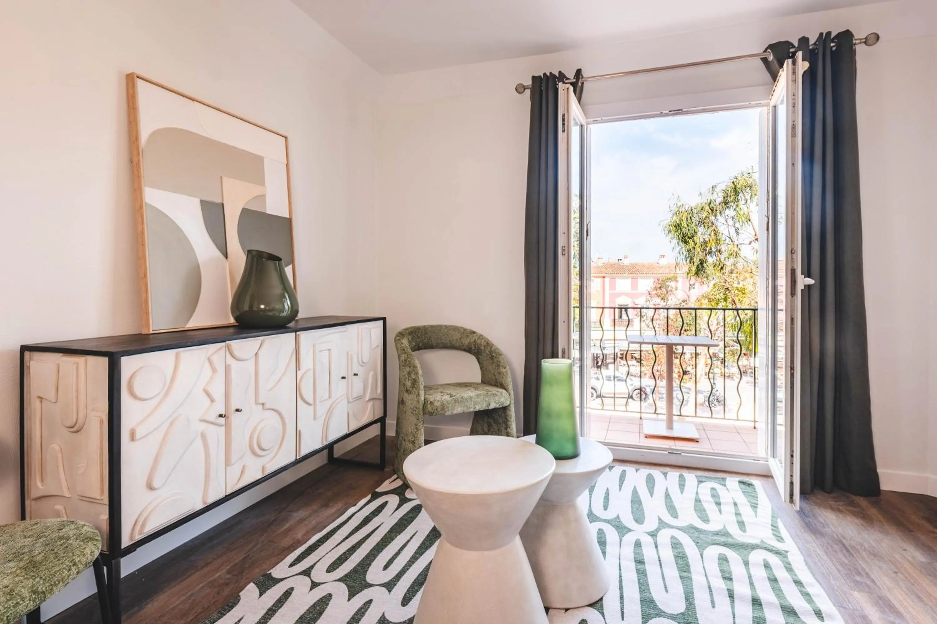 Bedroom in Le Suffren Hôtel