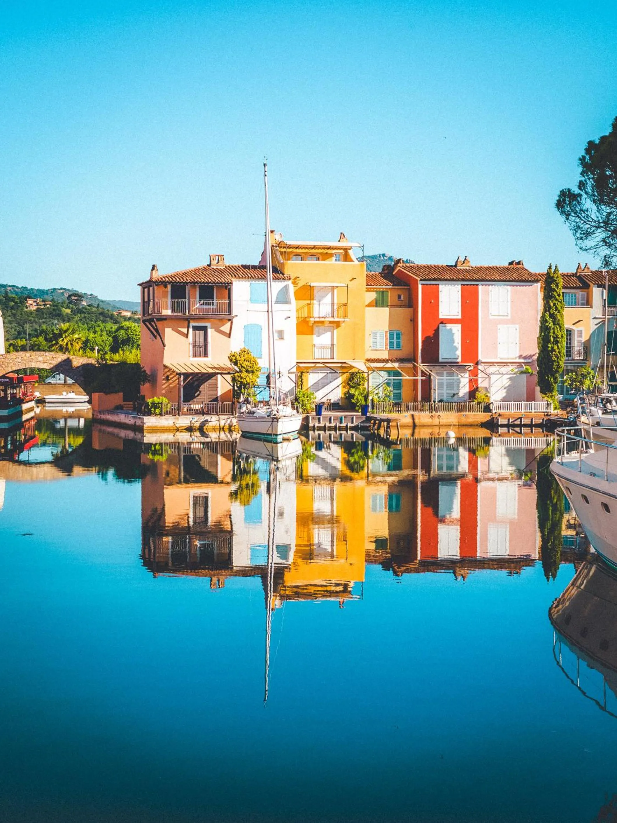 Nearby landmark in Le Suffren Hôtel