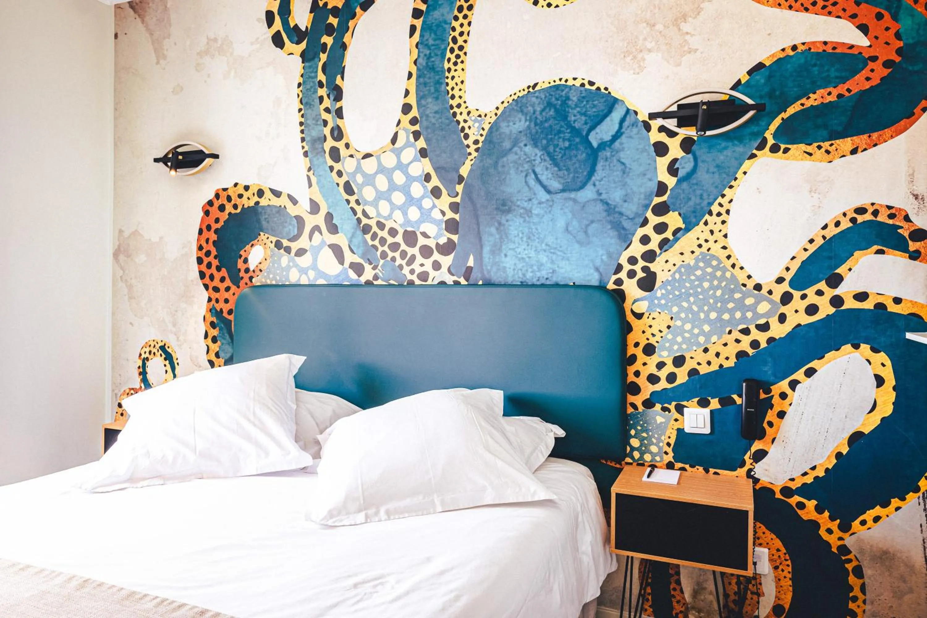 Bedroom in Le Suffren Hôtel