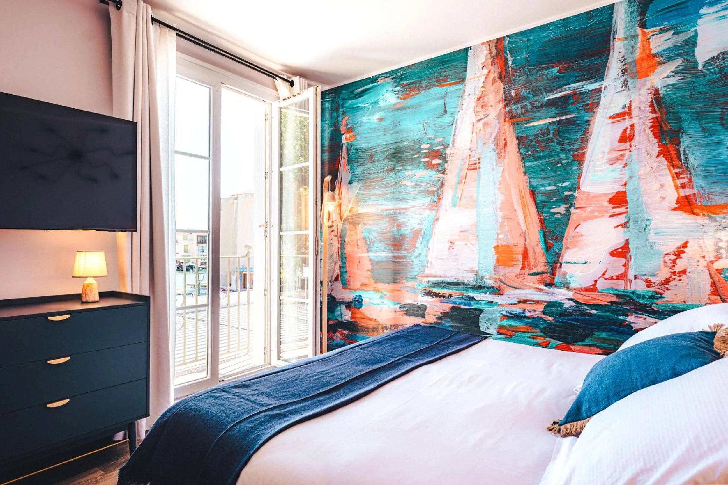 Decorative detail in Le Suffren Hôtel