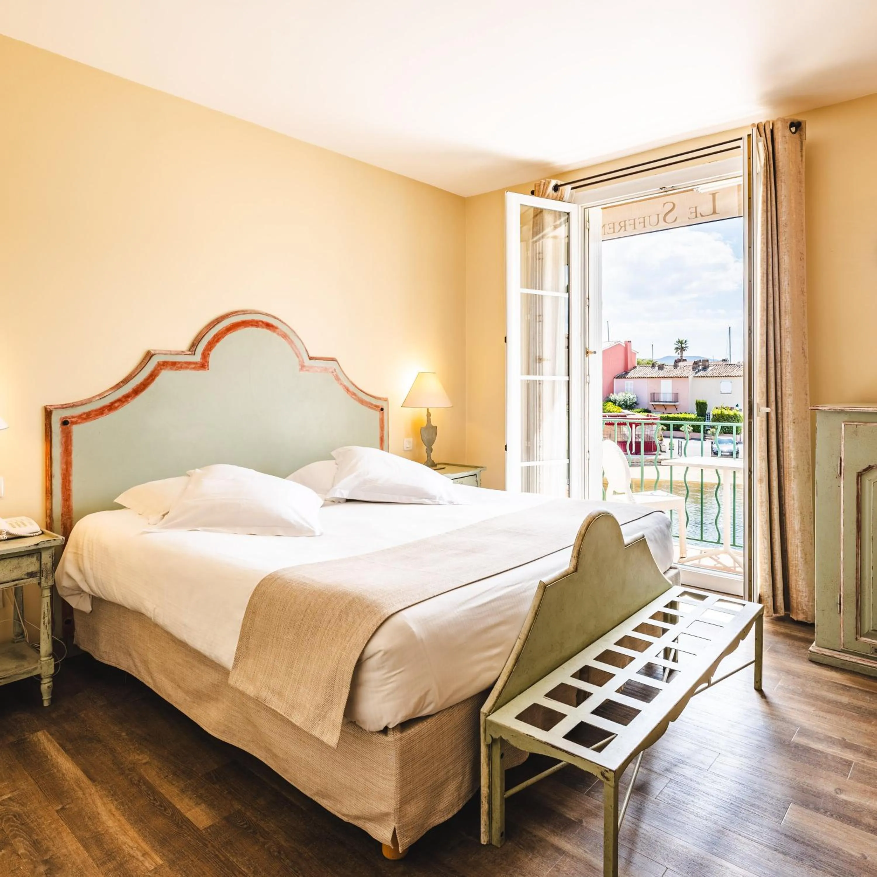 Photo of the whole room in Le Suffren Hôtel