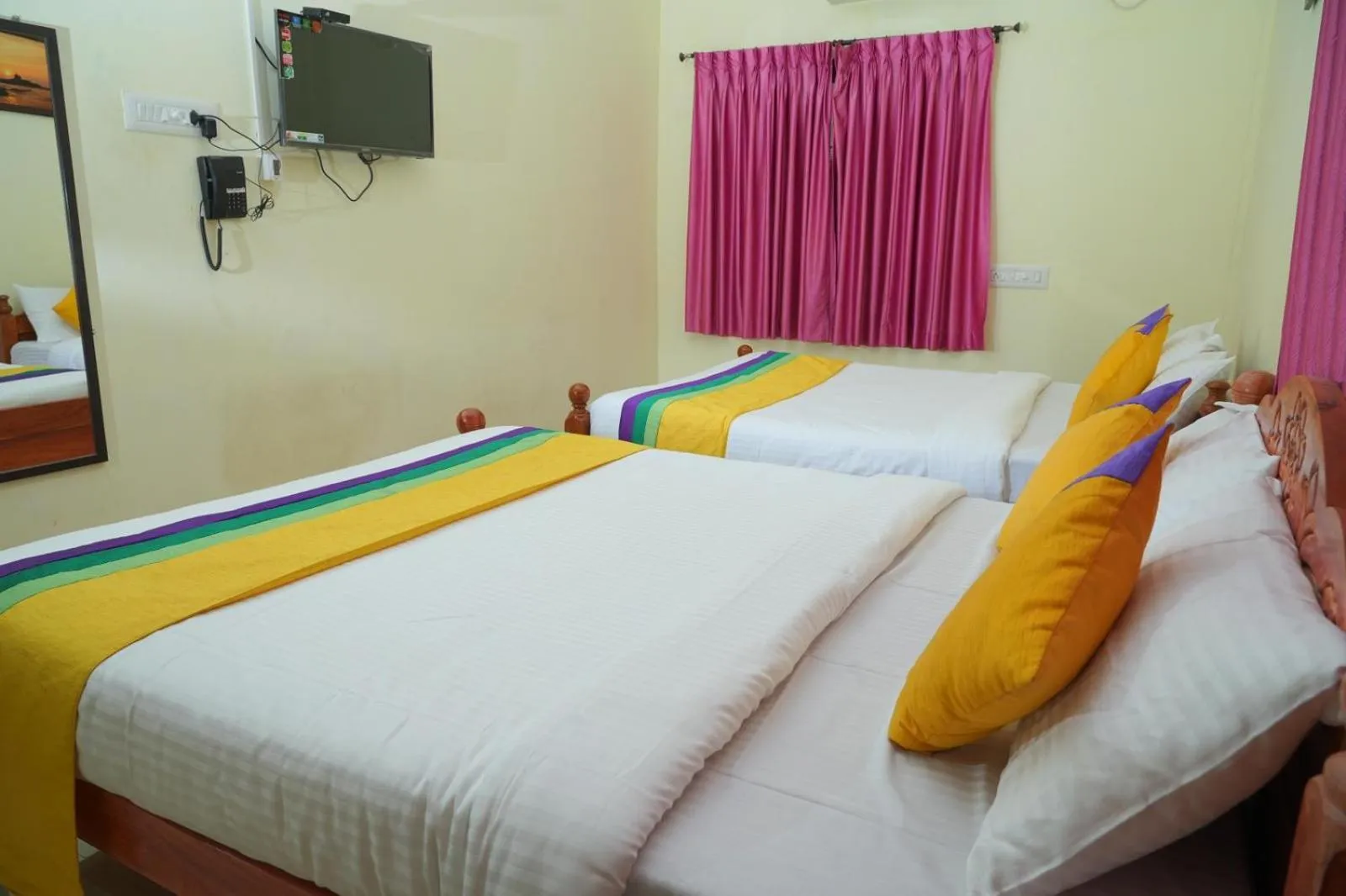 Bedroom, Bed in Umaiyyal Home Stay