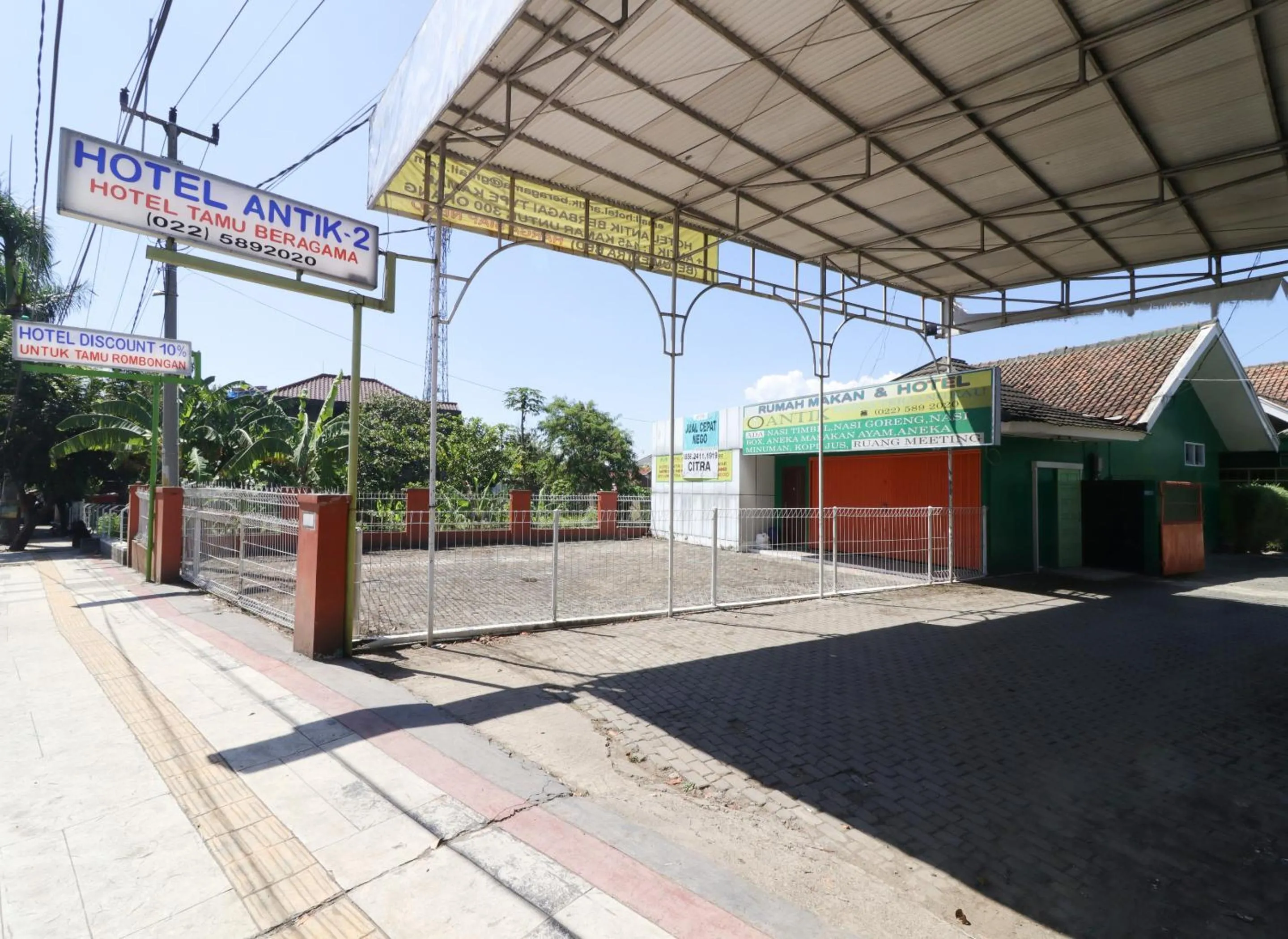 Property logo or sign in Cantik Hotel