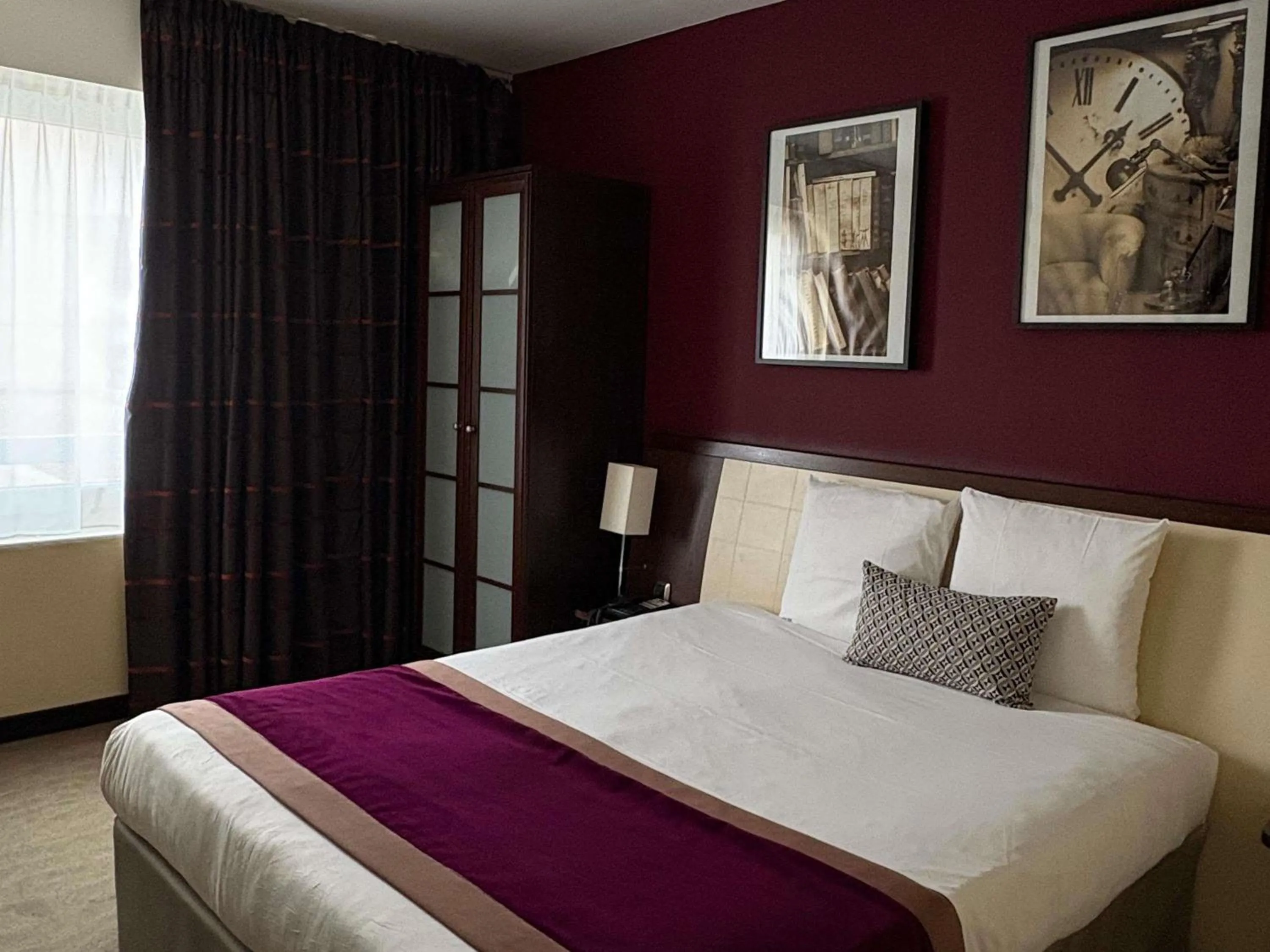 Bedroom, Bed in Mercure Angers Centre Gare