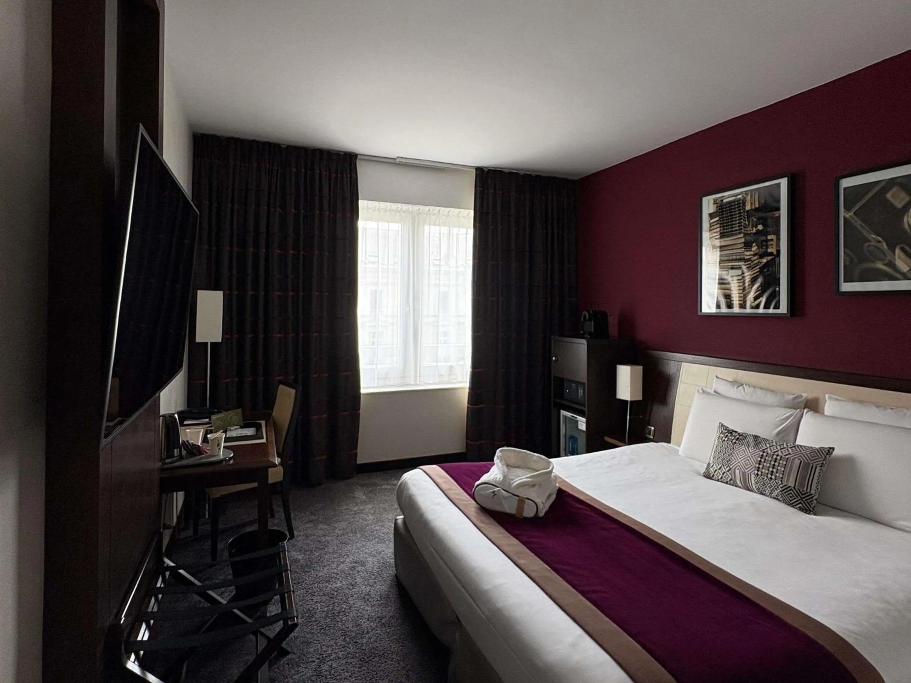 Bedroom, Bed in Mercure Angers Centre Gare