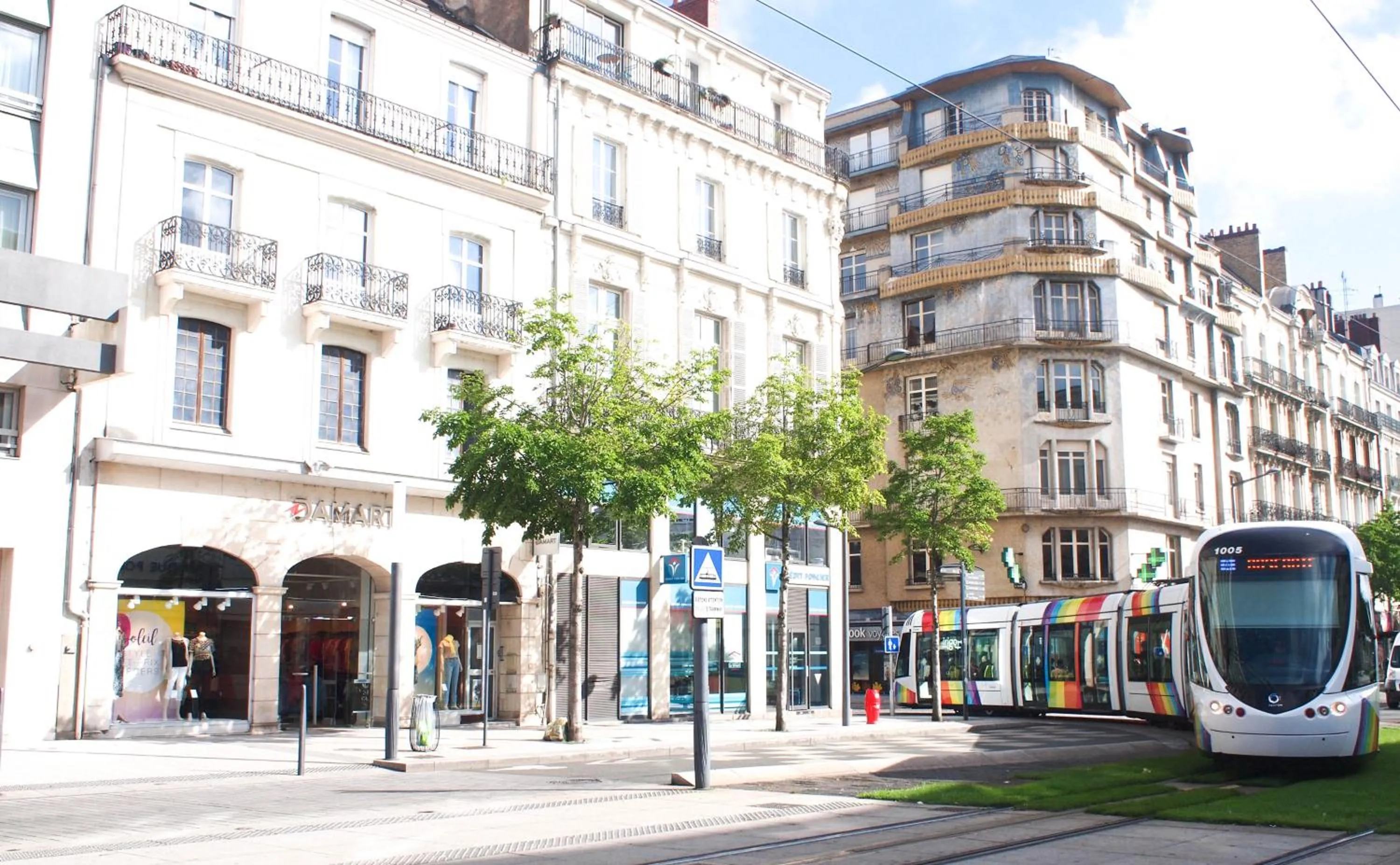 Neighbourhood in Mercure Angers Centre Gare