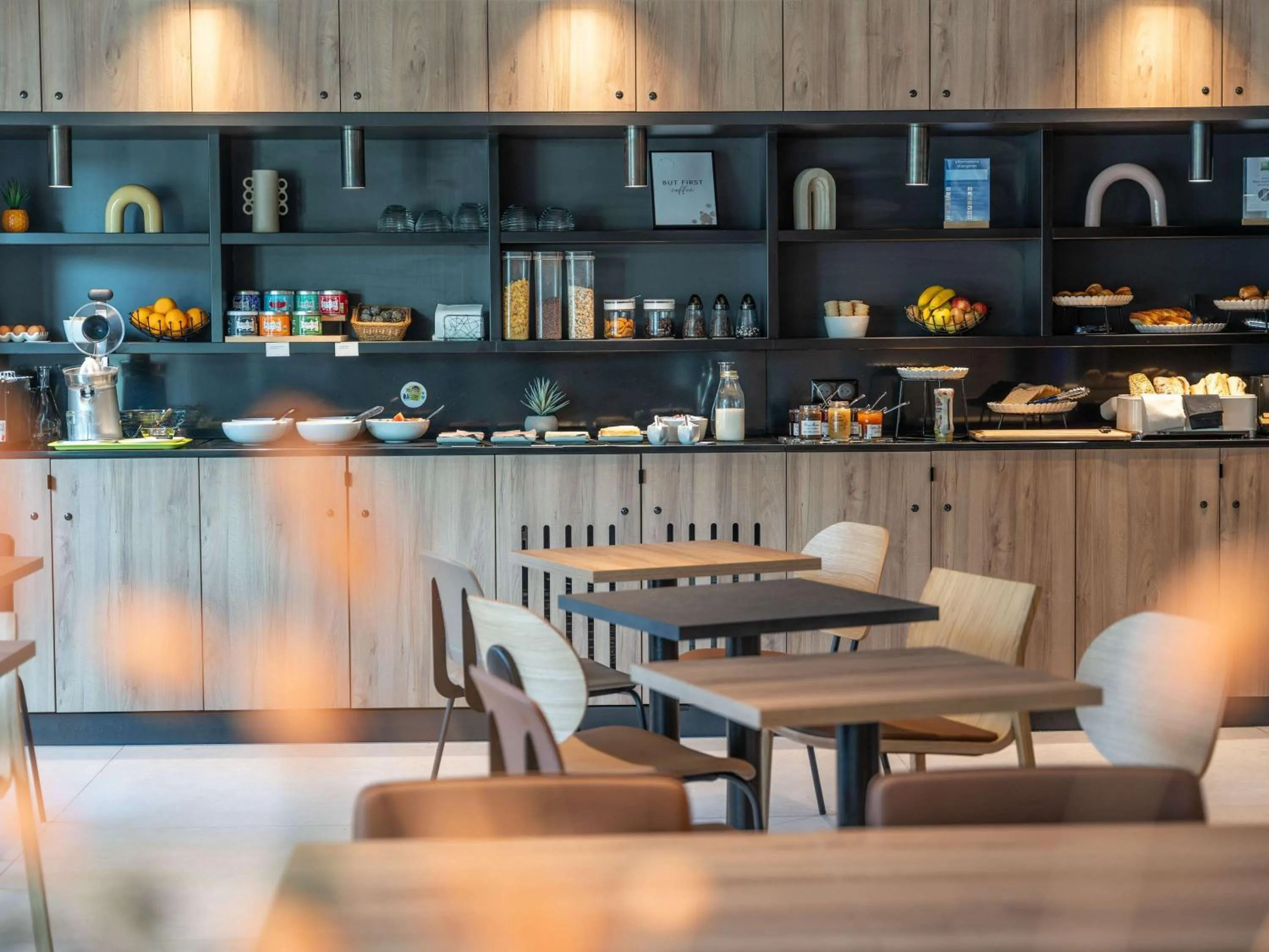 Breakfast in ibis Styles Angers Centre Gare