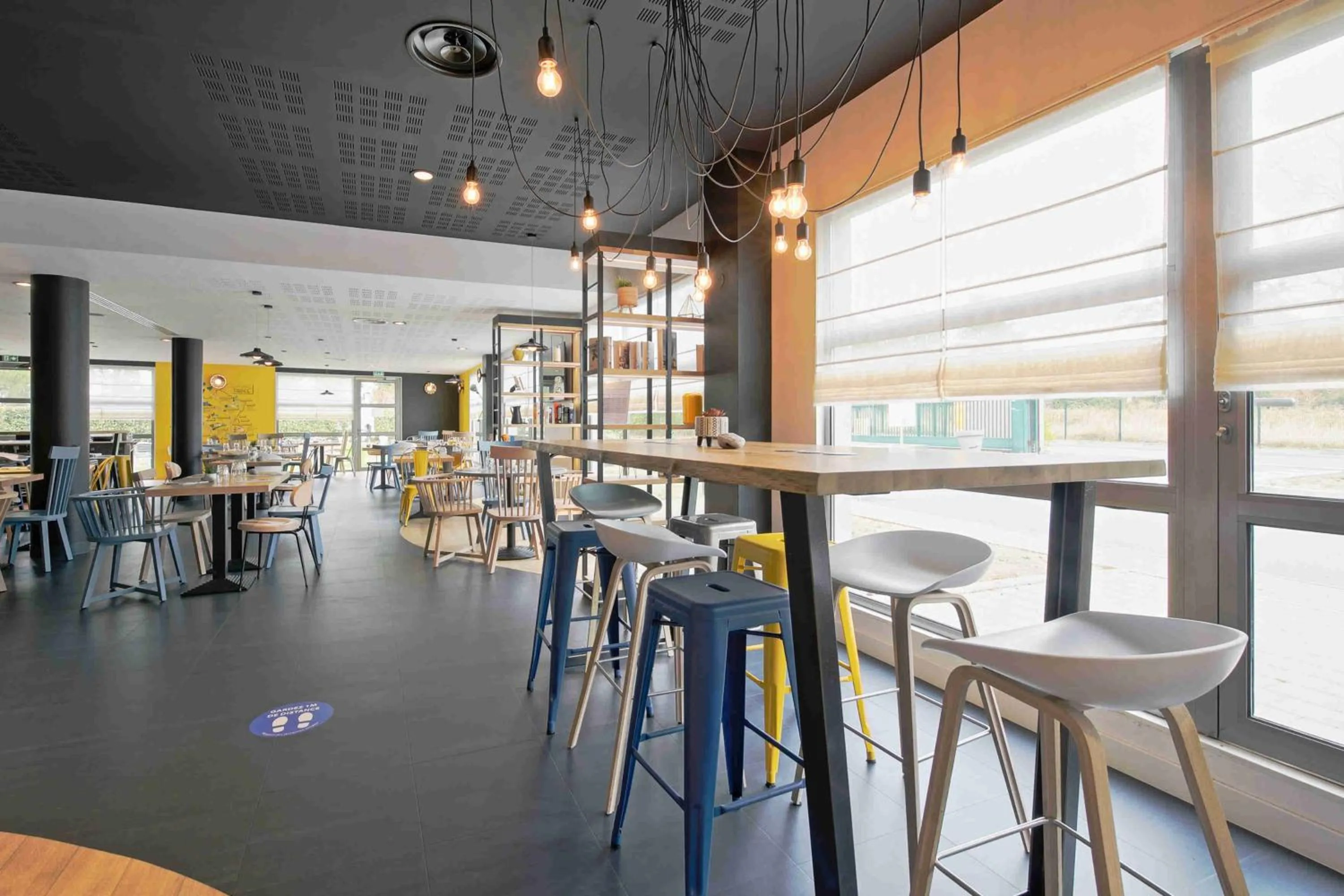 Staff in Campanile Roissy - Aéroport CDG - Le Mesnil Amelot