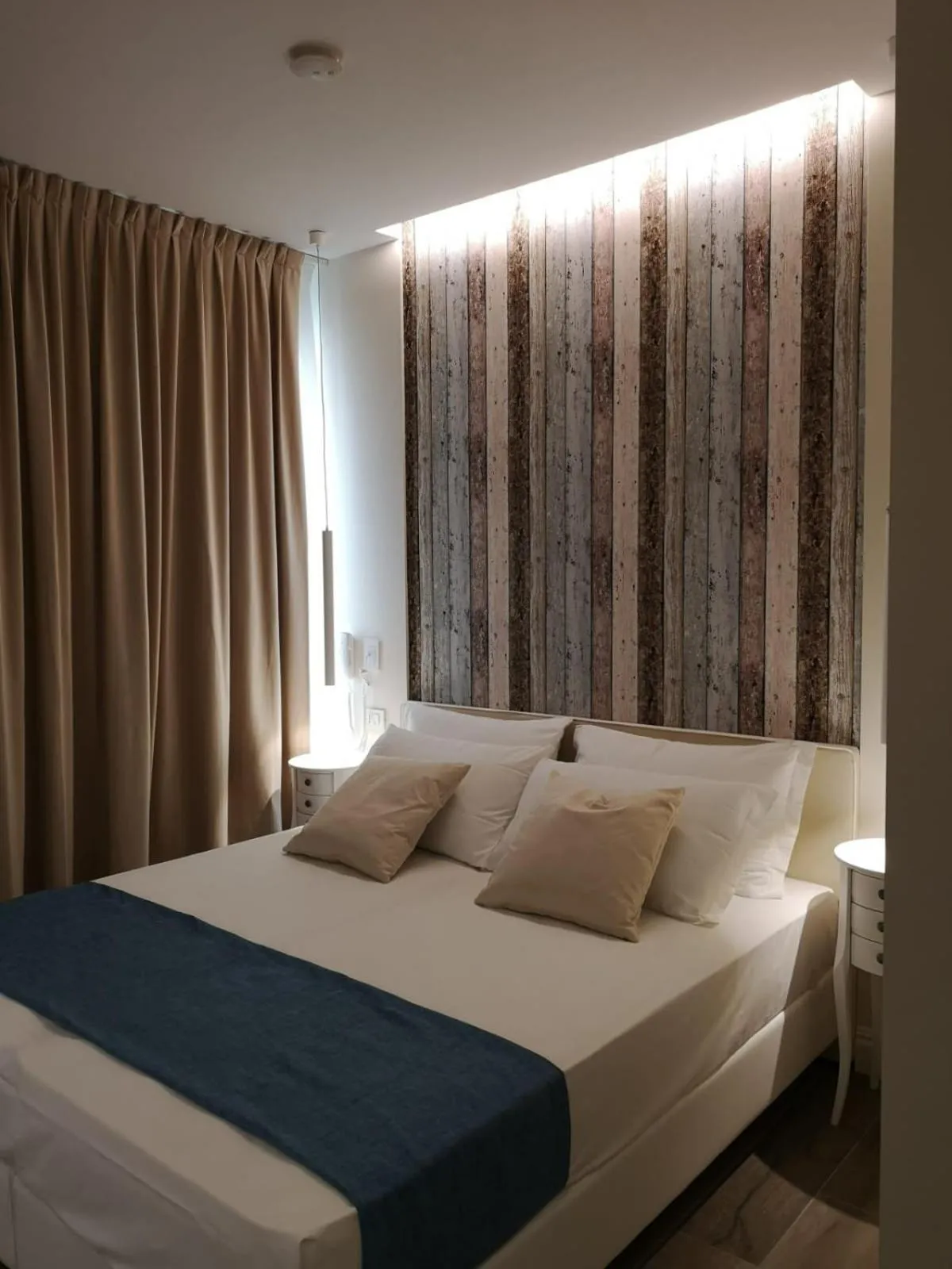 Bedroom, Bed in Luxmarì Hotel & Spa