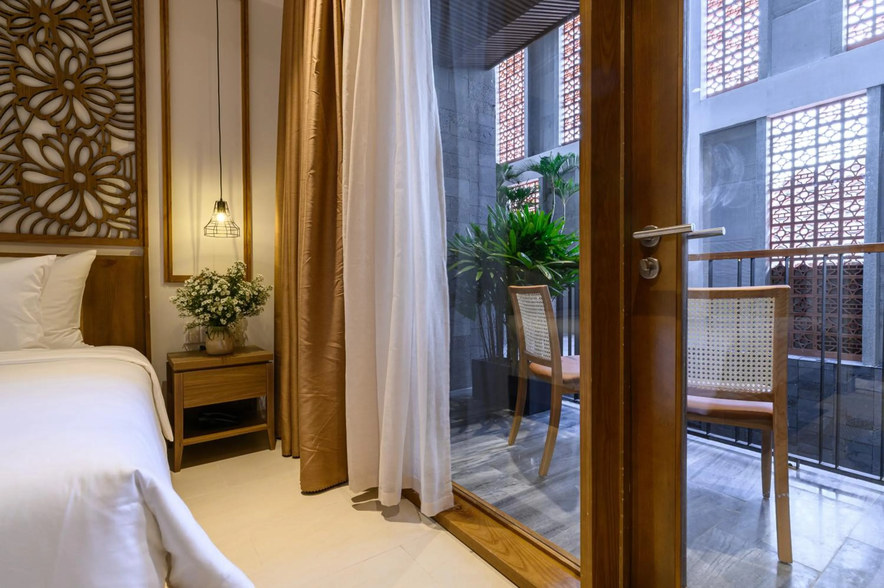 View (from property/room), Bed in Daisy Boutique Hotel