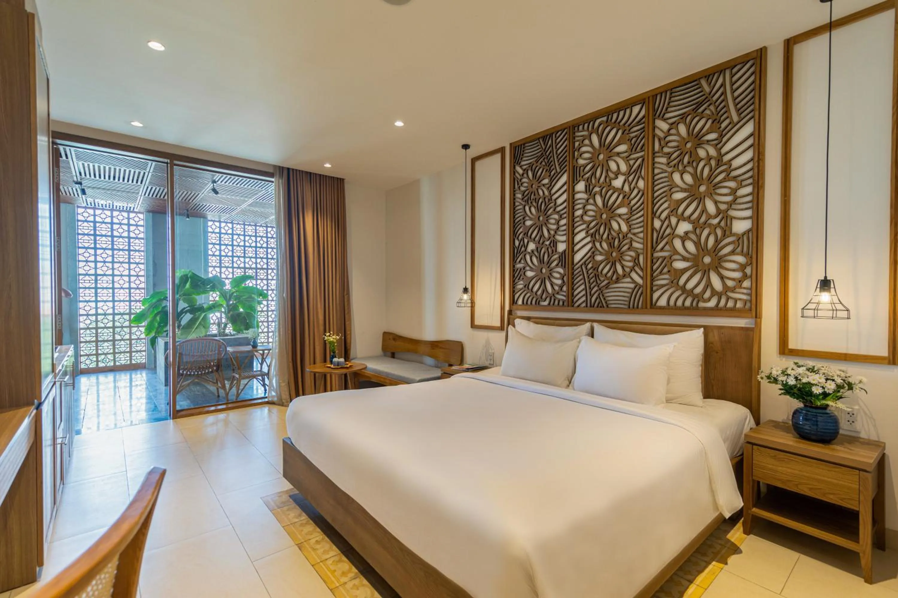 View (from property/room), Bed in Daisy Boutique Hotel