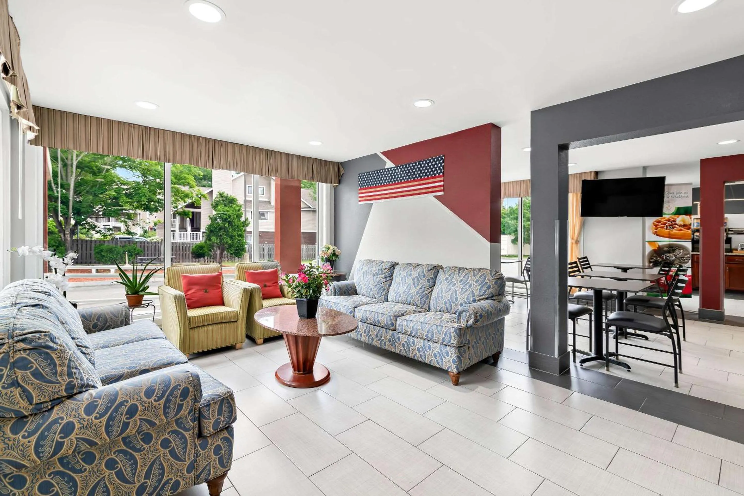 Lobby or reception in Quality Inn Merrimack - Nashua