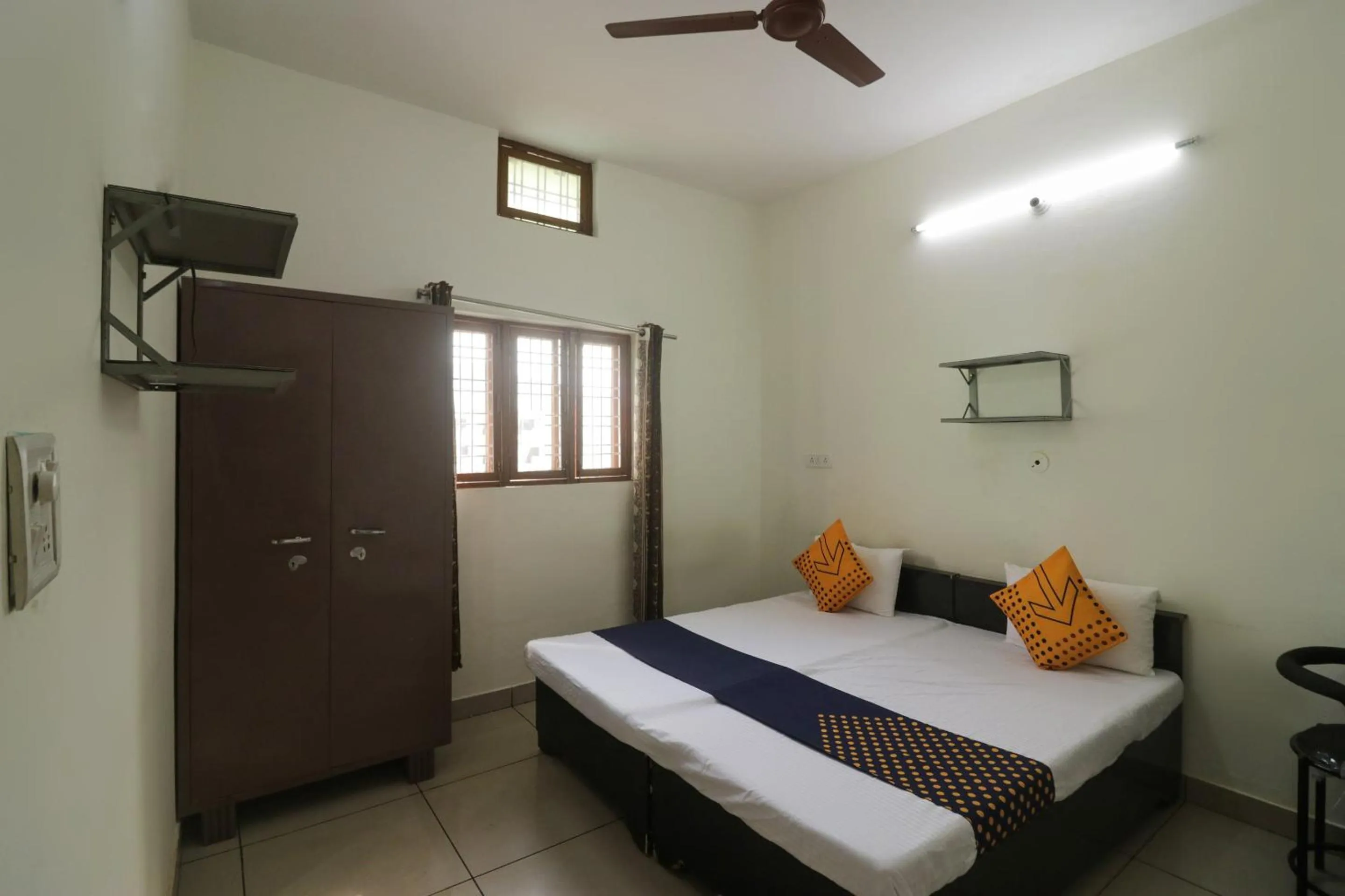 Bedroom, Bed in SPOT ON Sneha Home Stay