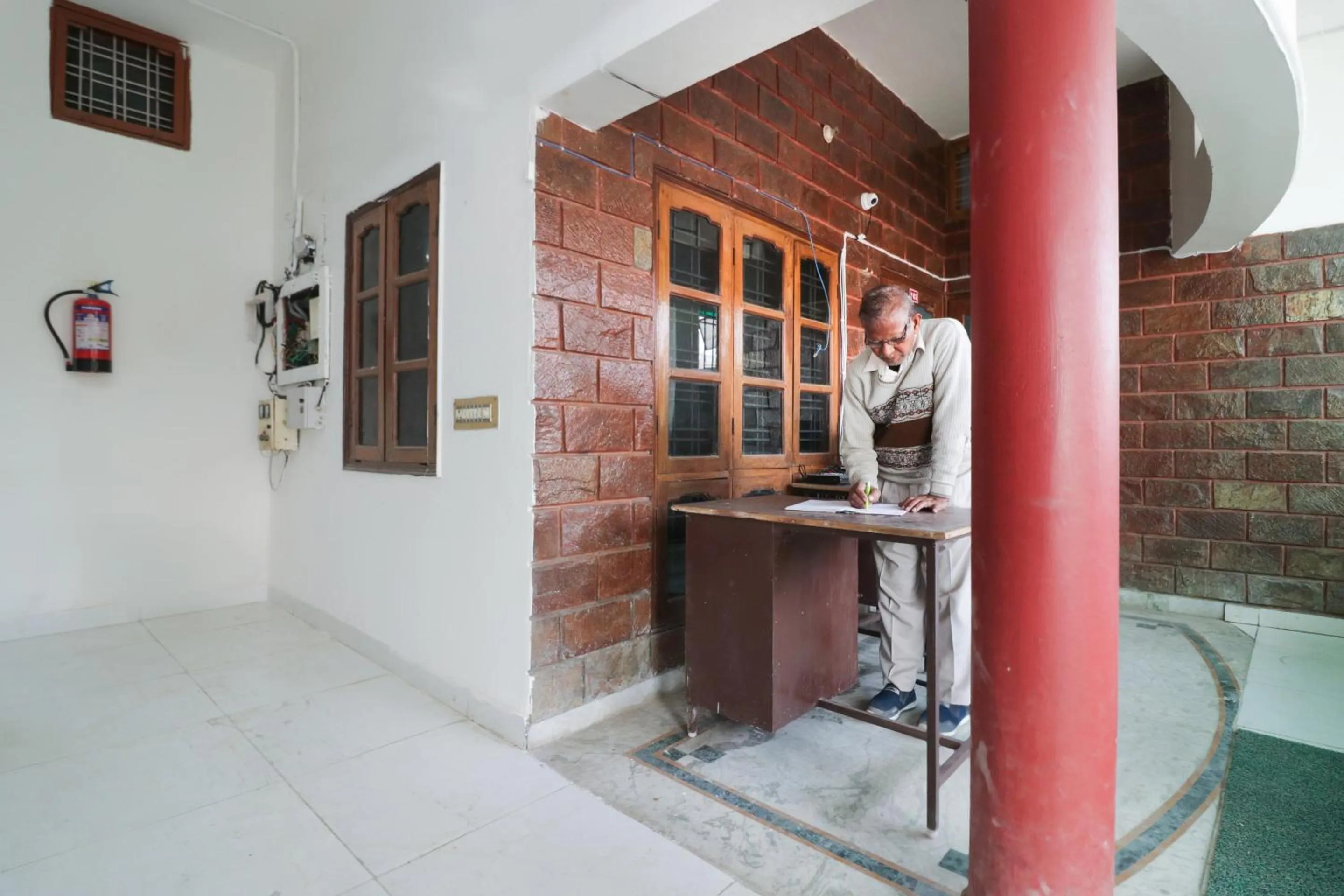 Lobby or reception in SPOT ON Sneha Home Stay