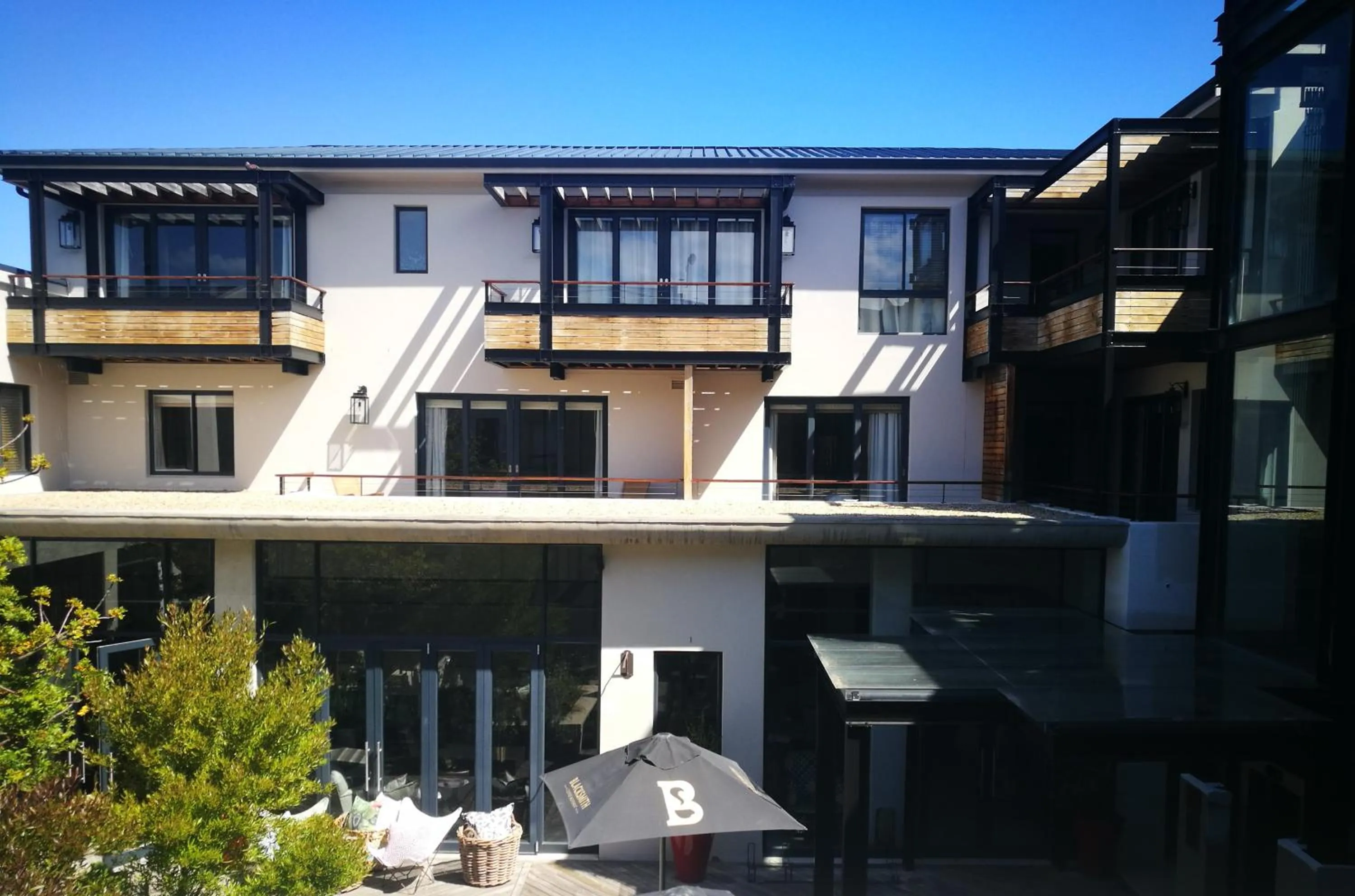 Property building in Asilia Suites Knysna Waterfront