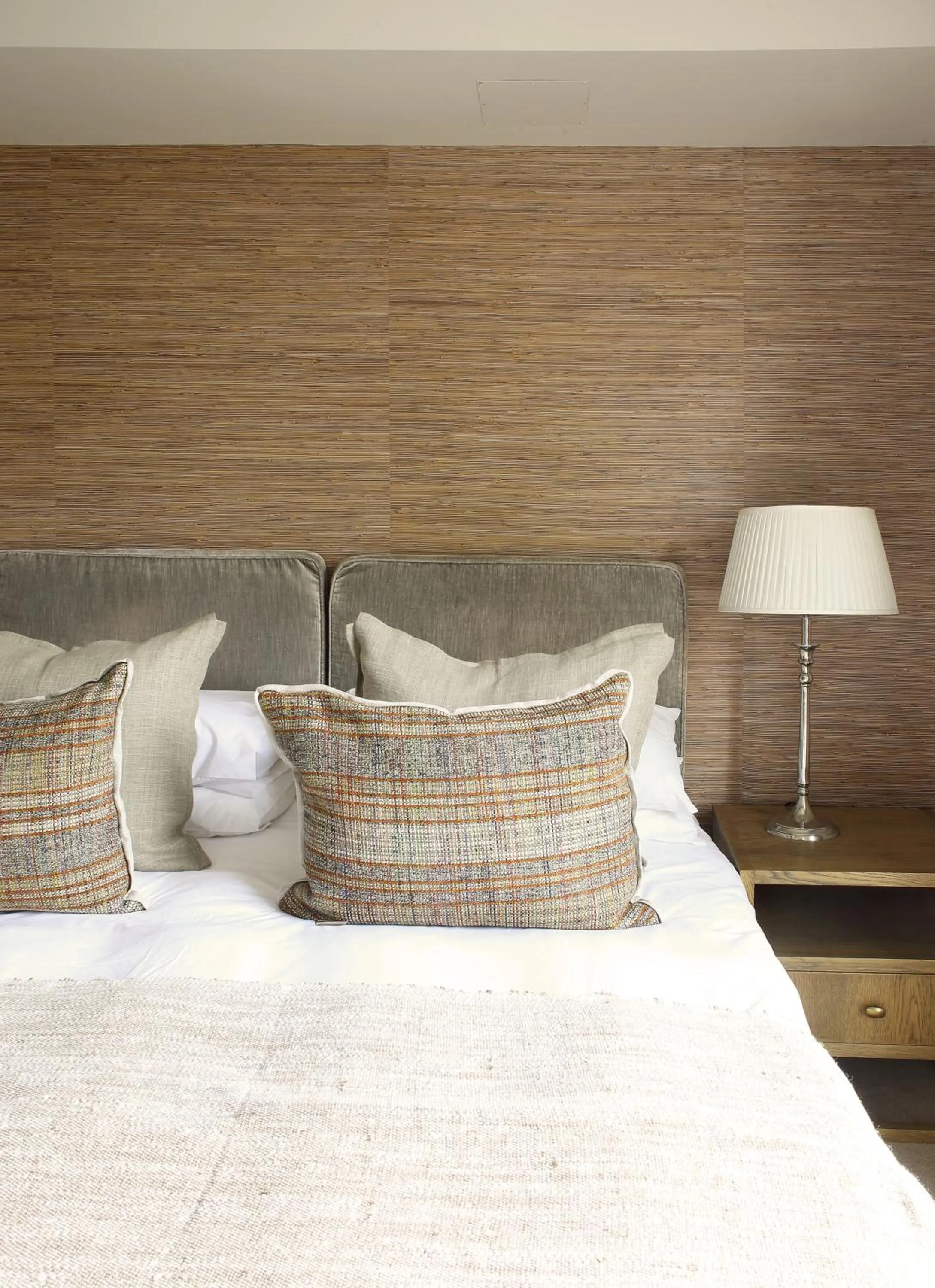 Bed in Asilia Suites Knysna Waterfront