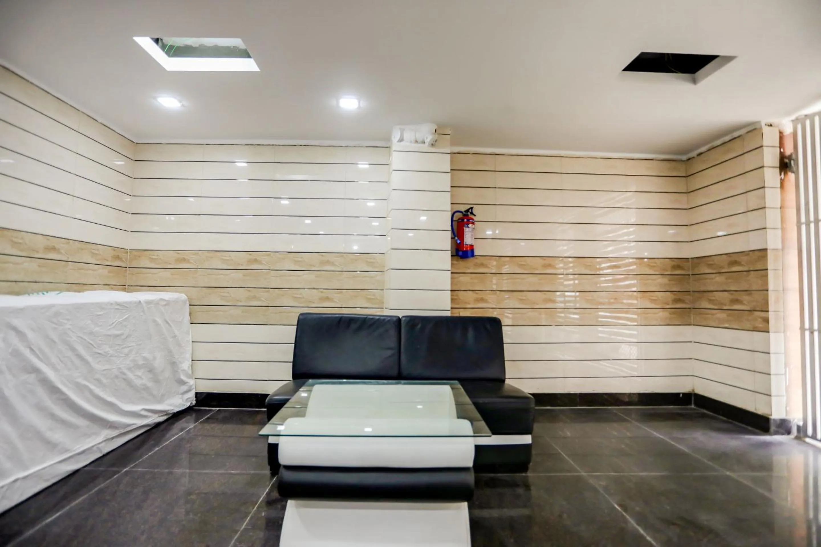 Lobby or reception in Hotel O Anshun Residency Near Mk Cinemas Rohini