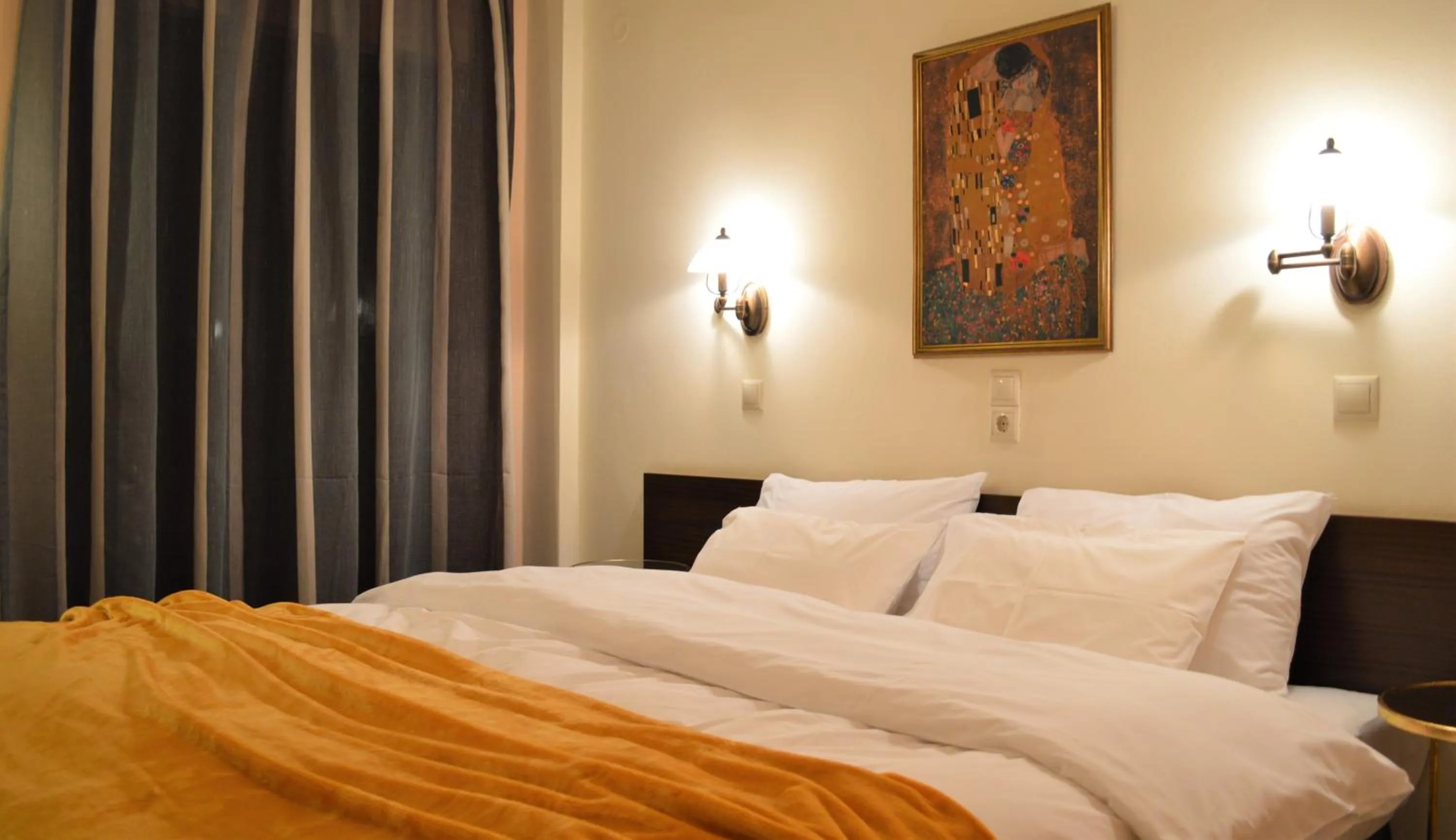 Bed in Alexakis Hotel & Spa