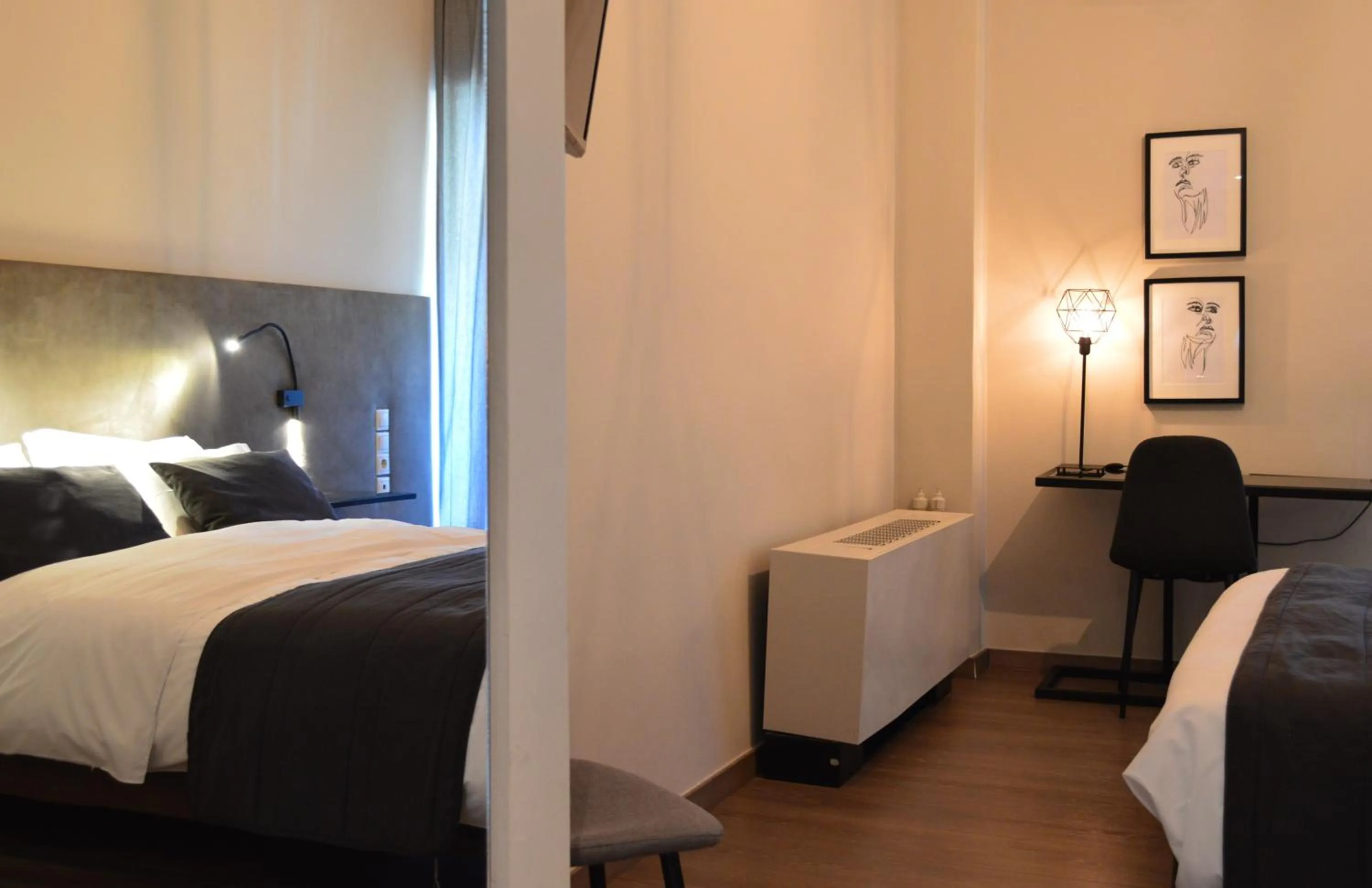 Bed in Alexakis Hotel & Spa