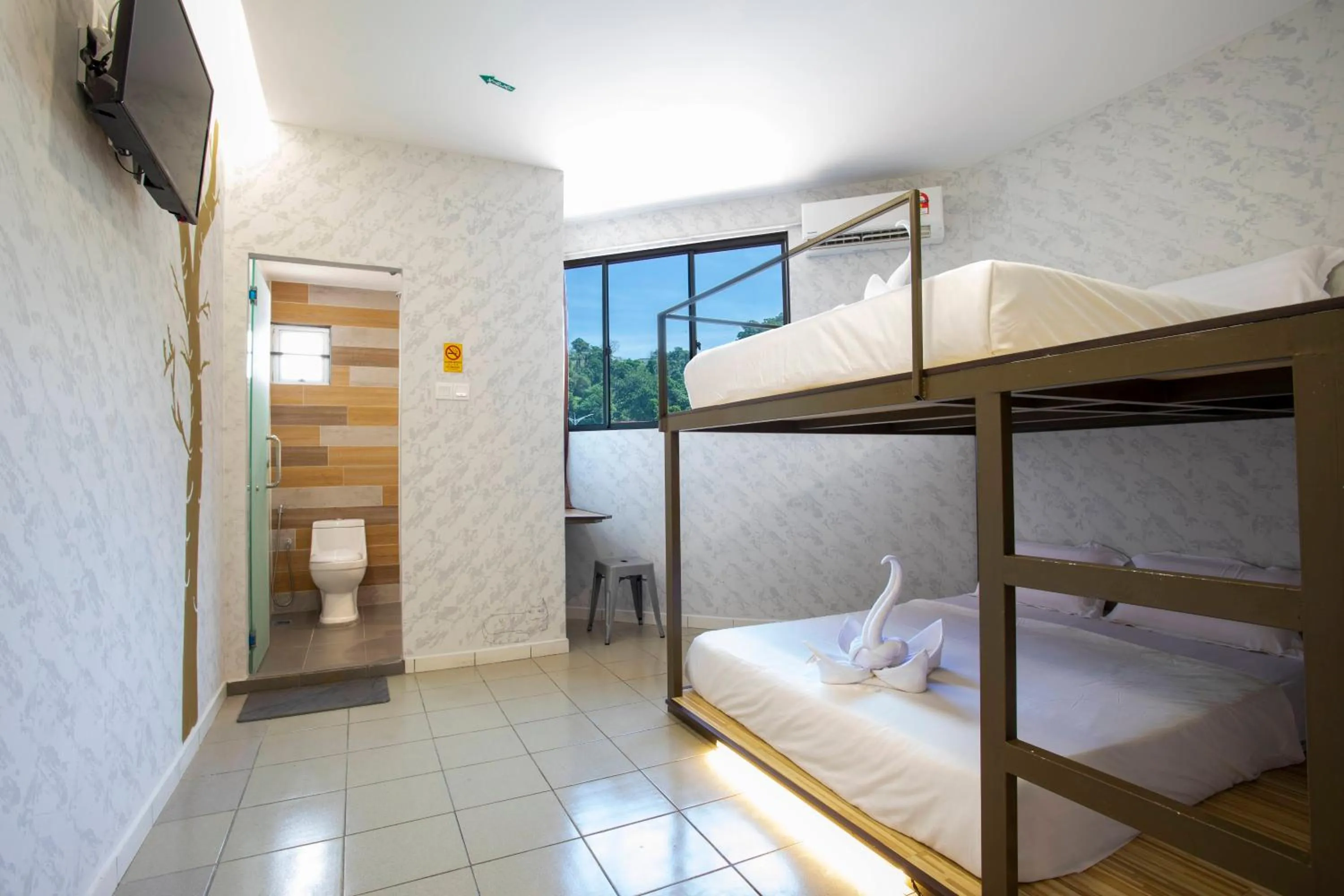 bunk bed, Bed in Lazy Cat Home At Gaya Street