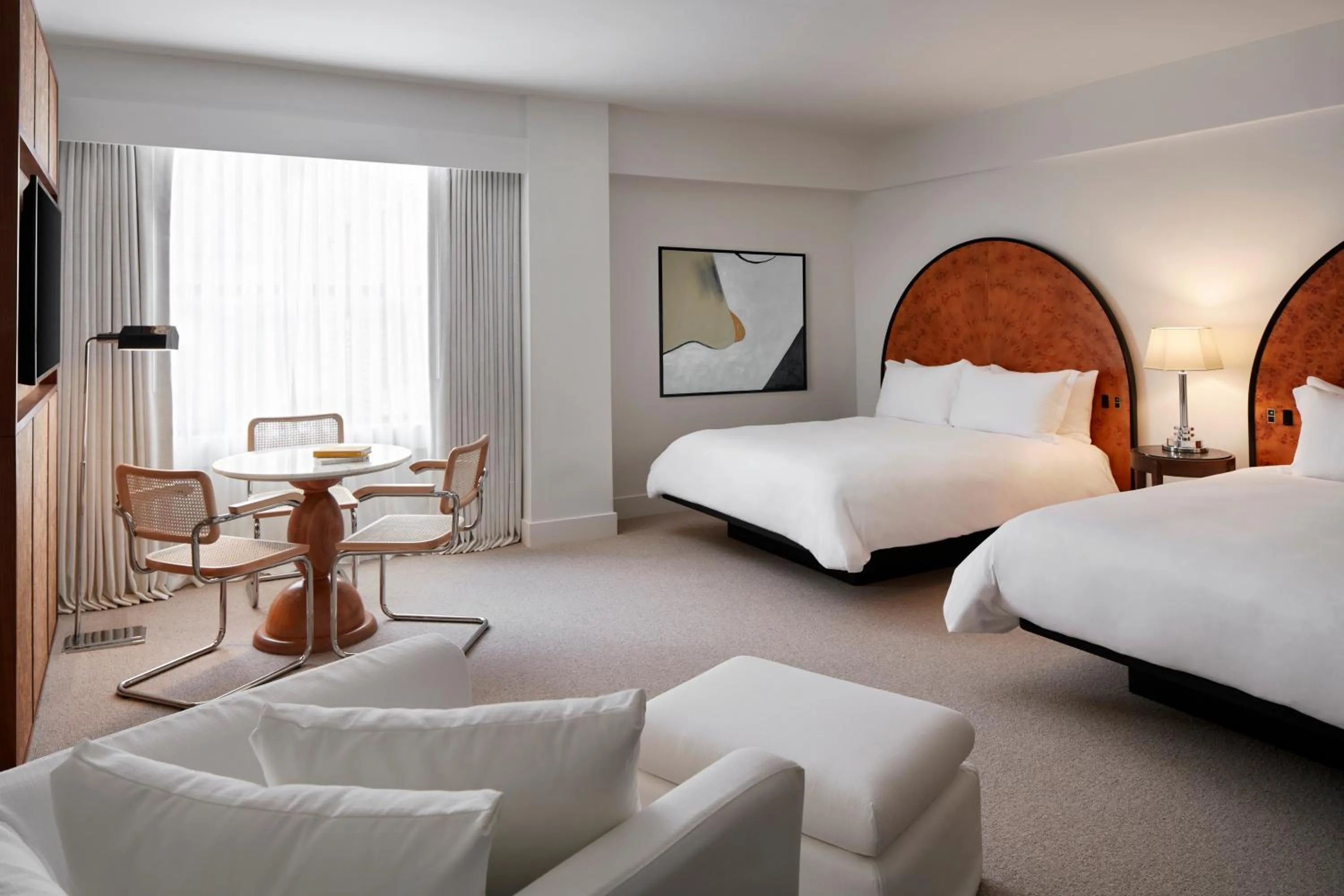 Bedroom, Bed in Lyle DC