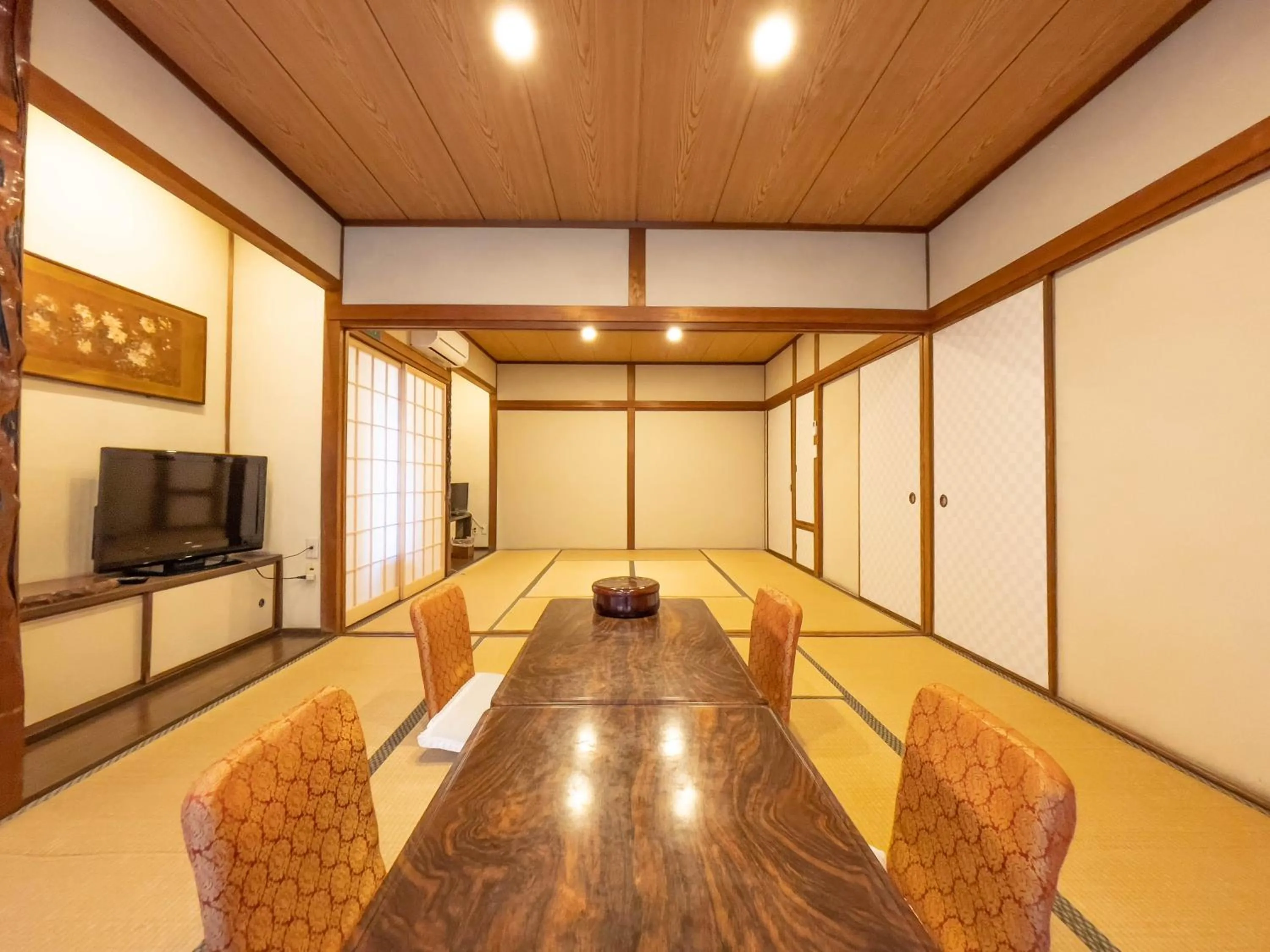 Living room in Hotel Sumire ふぐ料理を愉しむ料理宿