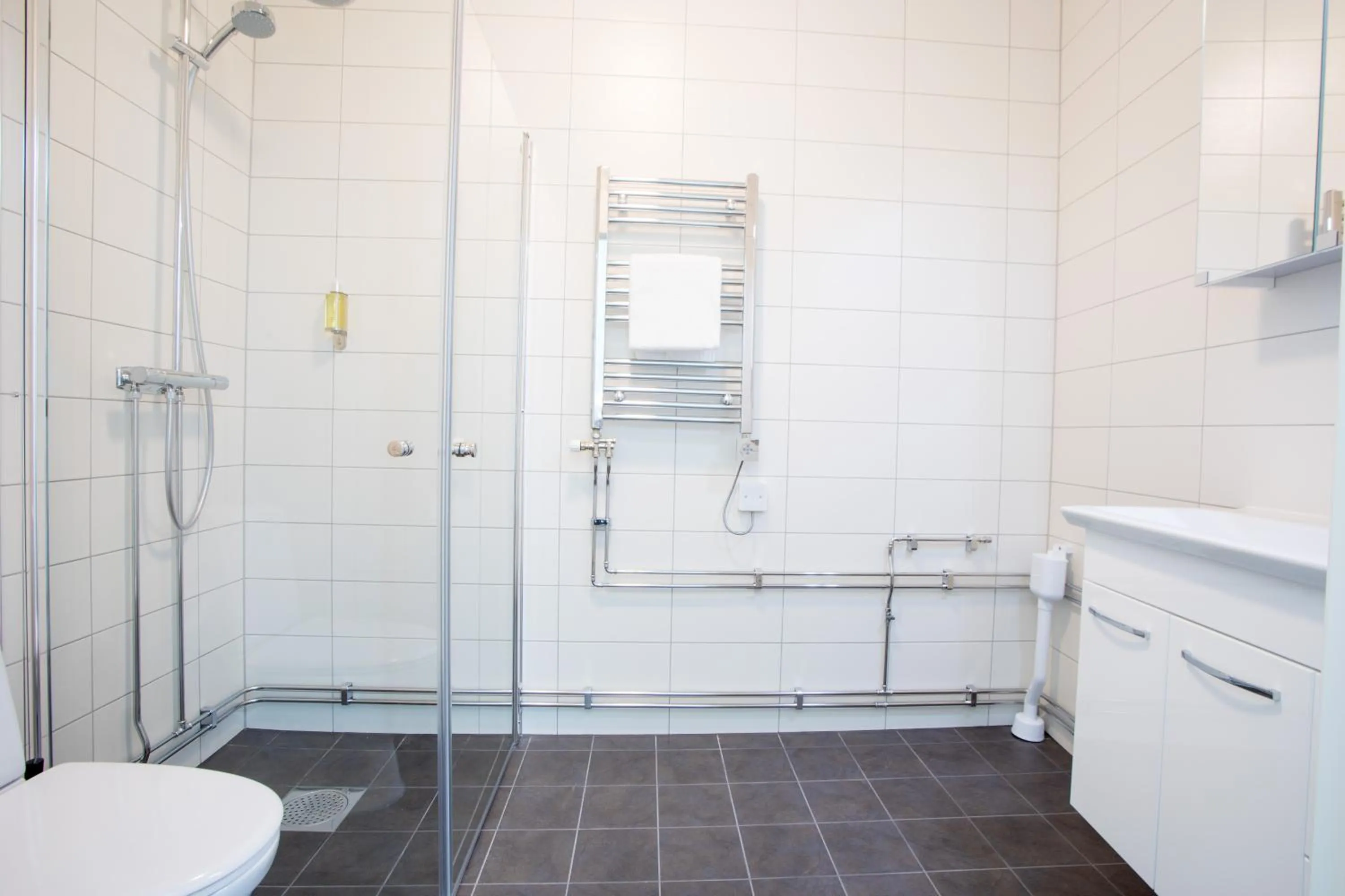 Bathroom in ApartDirect Linköping Vasastaden