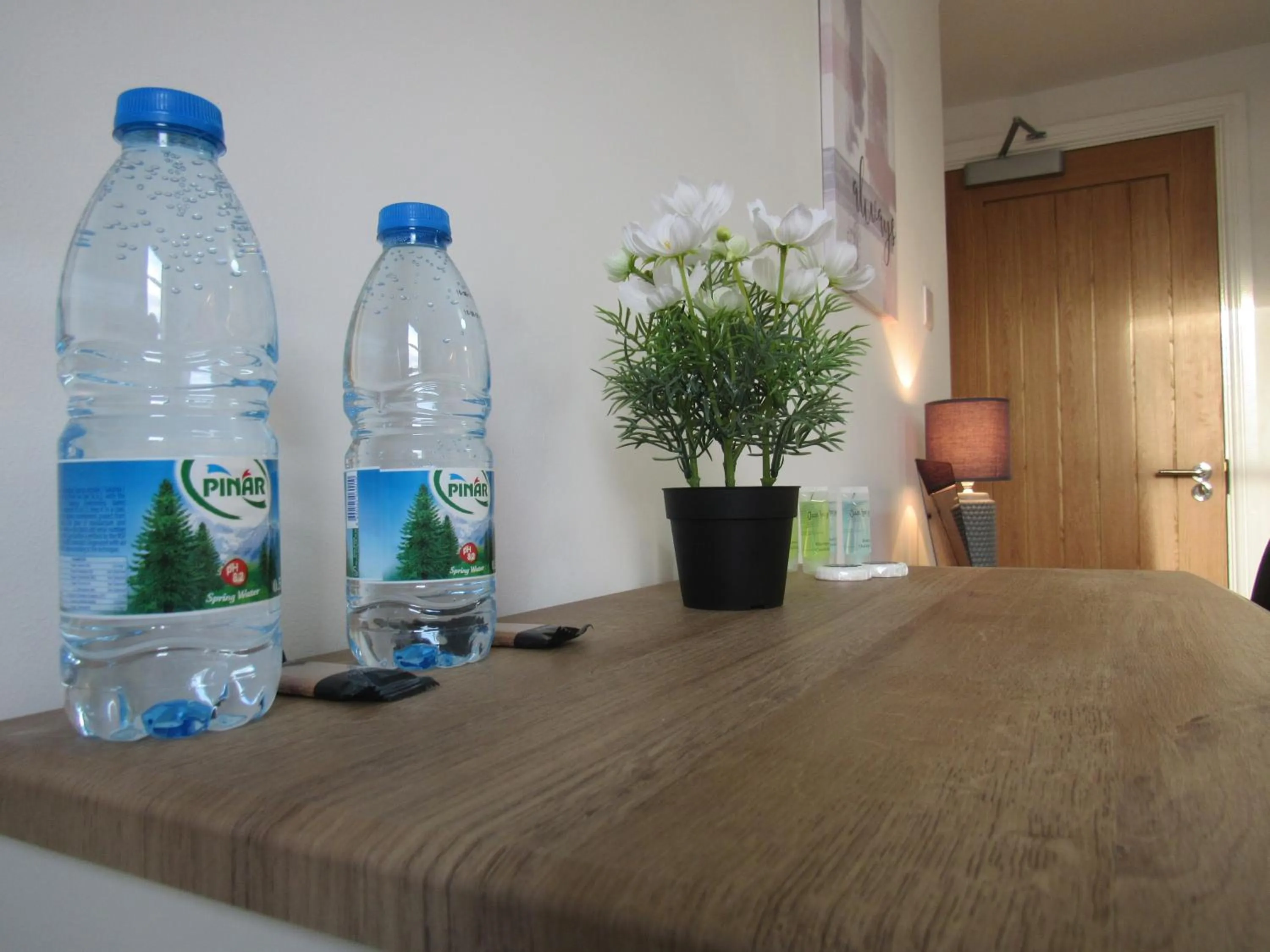 The Tas Suites - Tas Accommodations