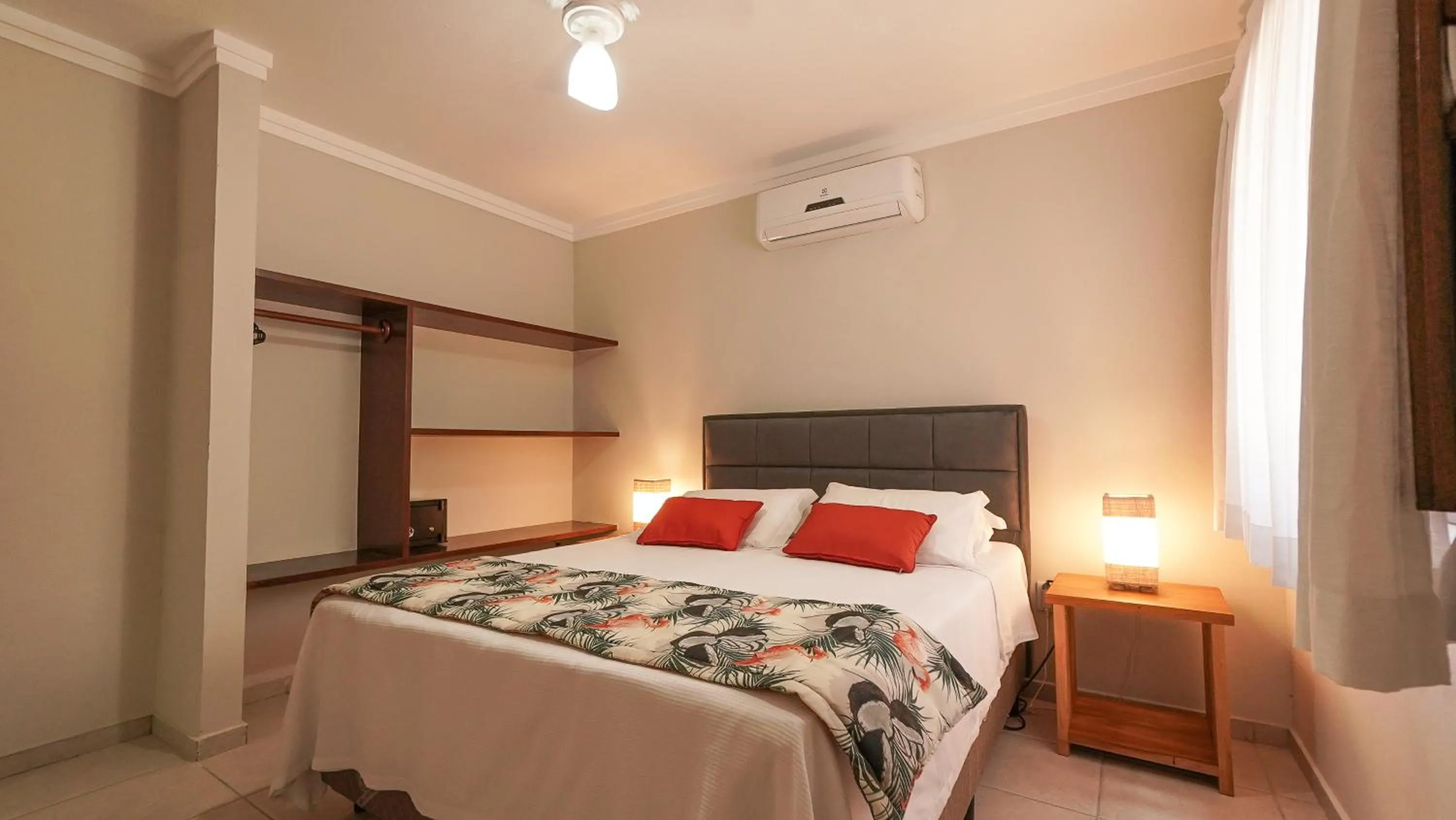 Bedroom, Bed in Residencial Maria Pitanga