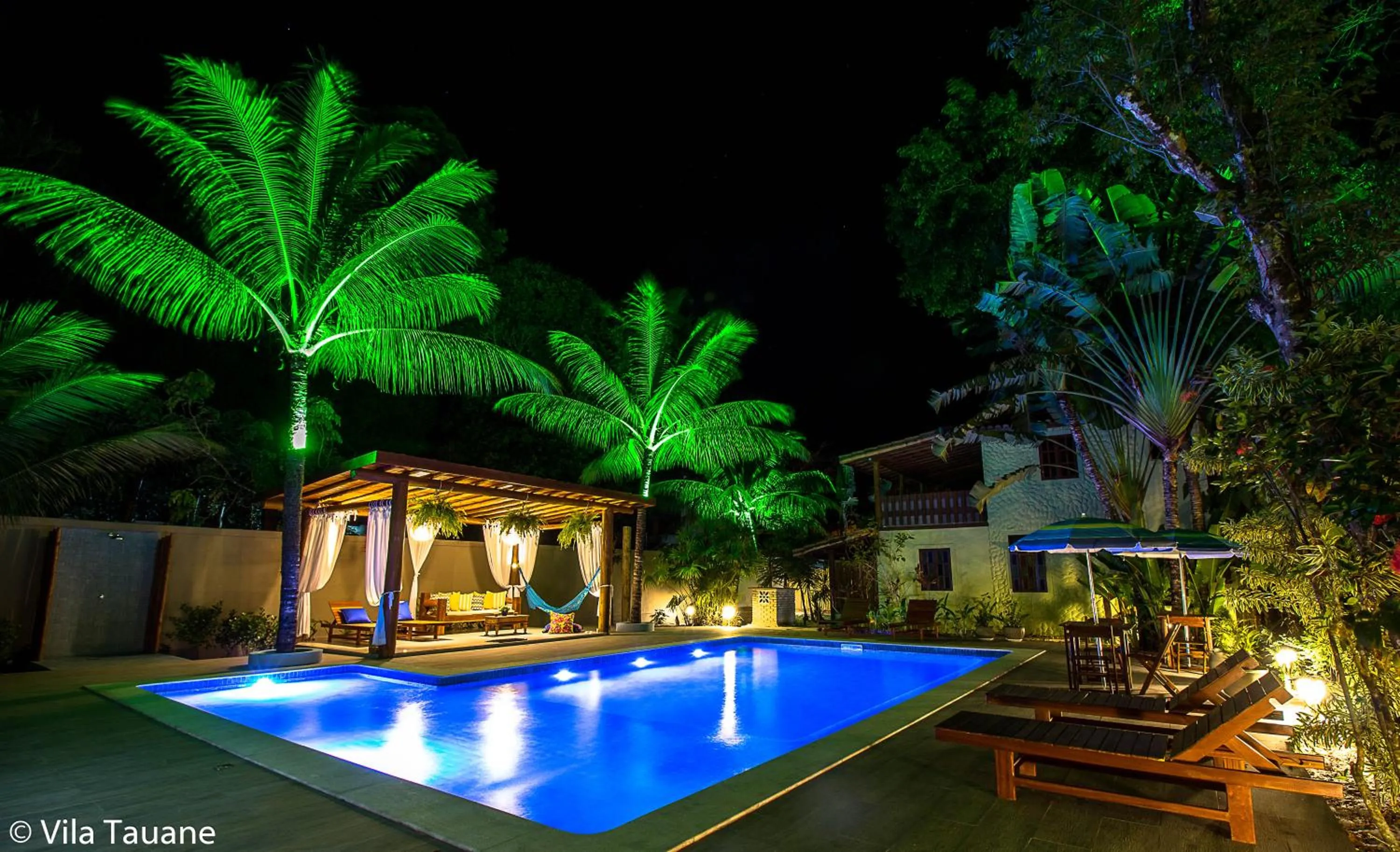 Swimming pool in Residencial Maria Pitanga