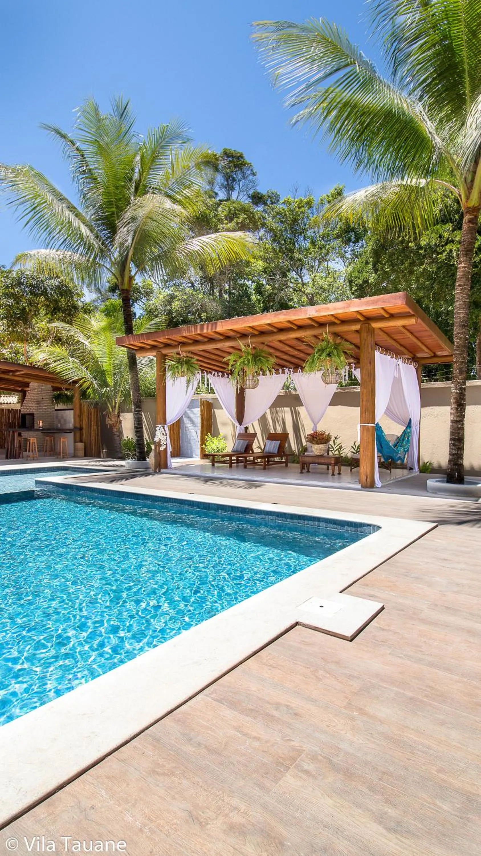 Swimming pool in Residencial Maria Pitanga