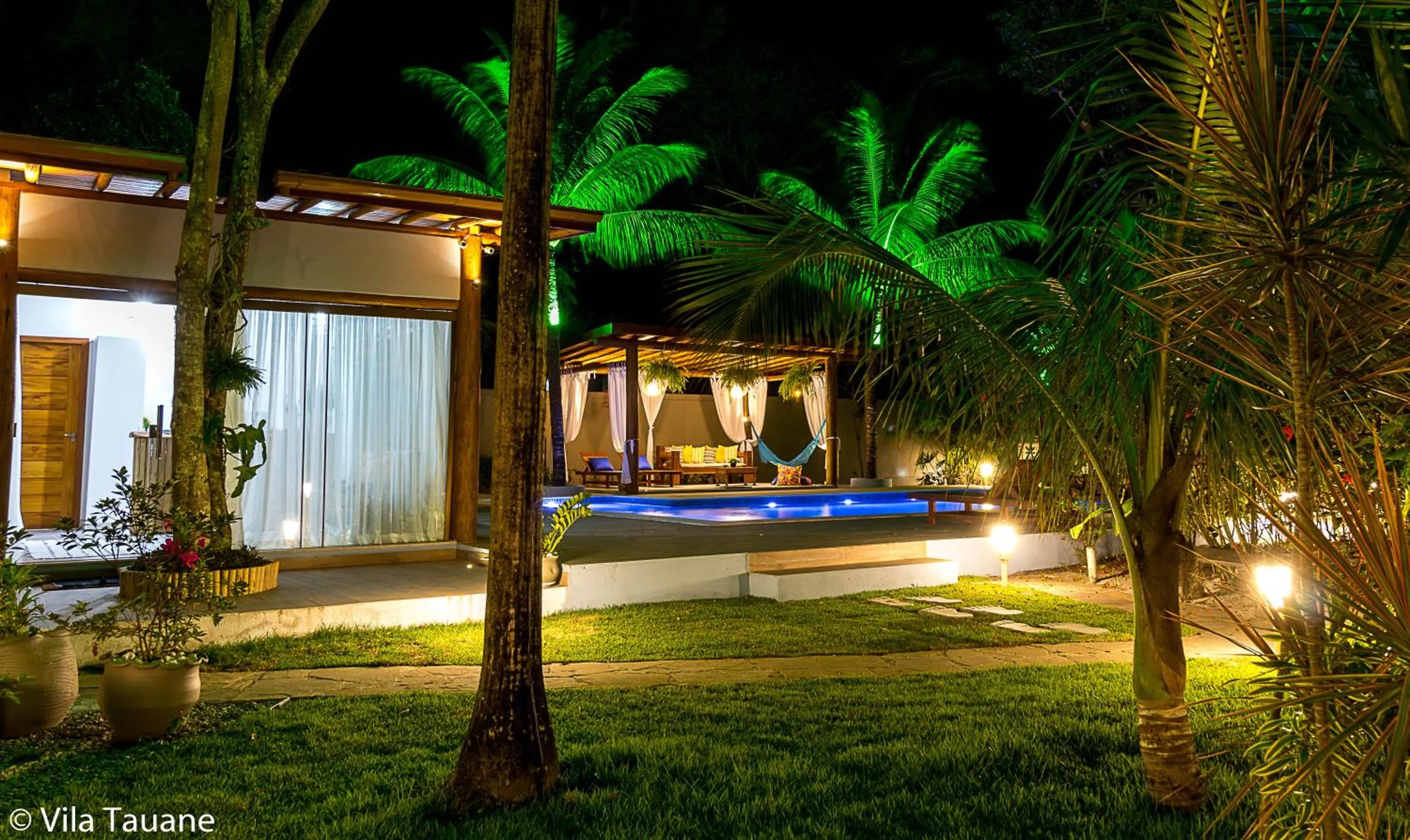 Swimming pool in Residencial Maria Pitanga