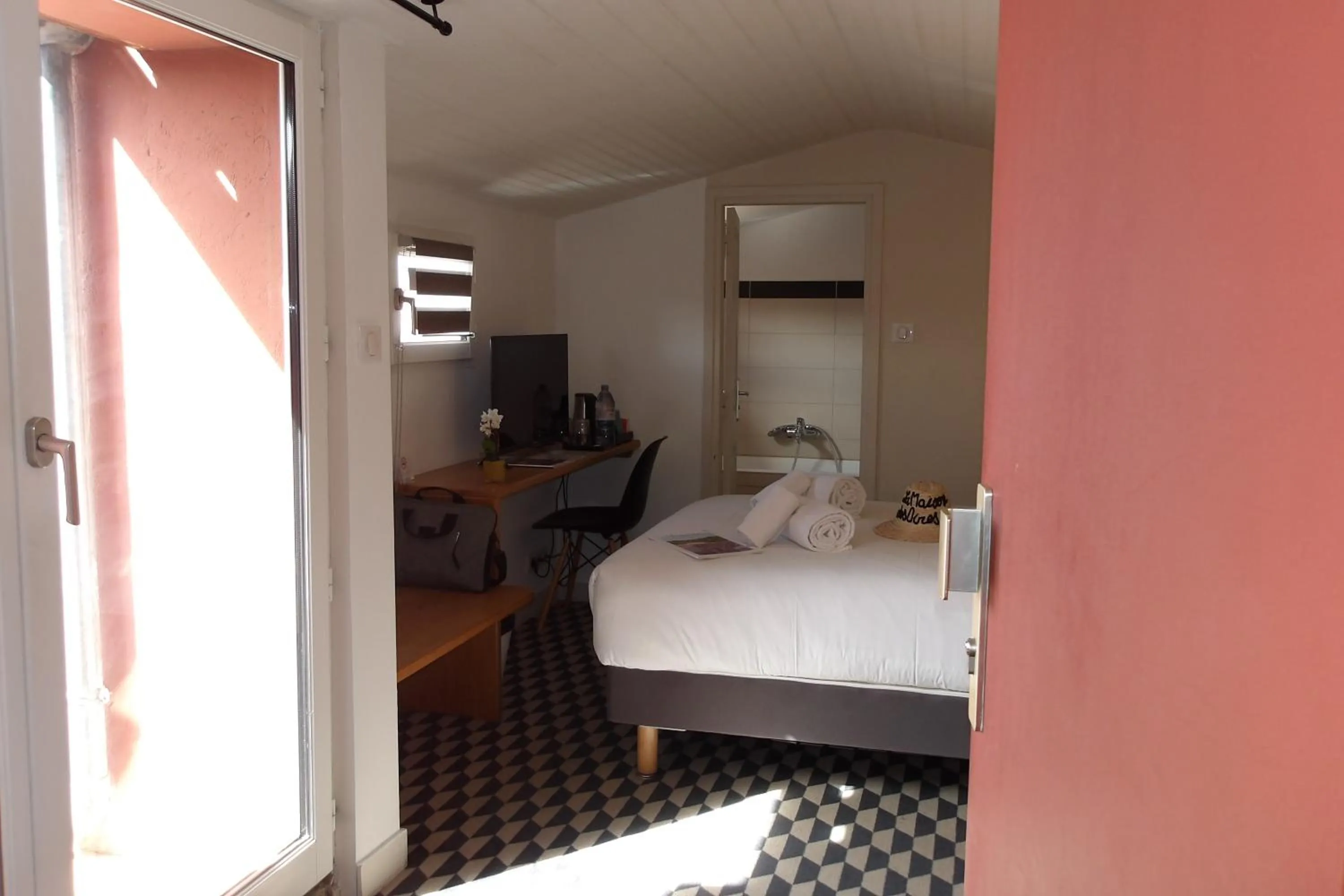 Bed in La Maison des Ocres - Provence