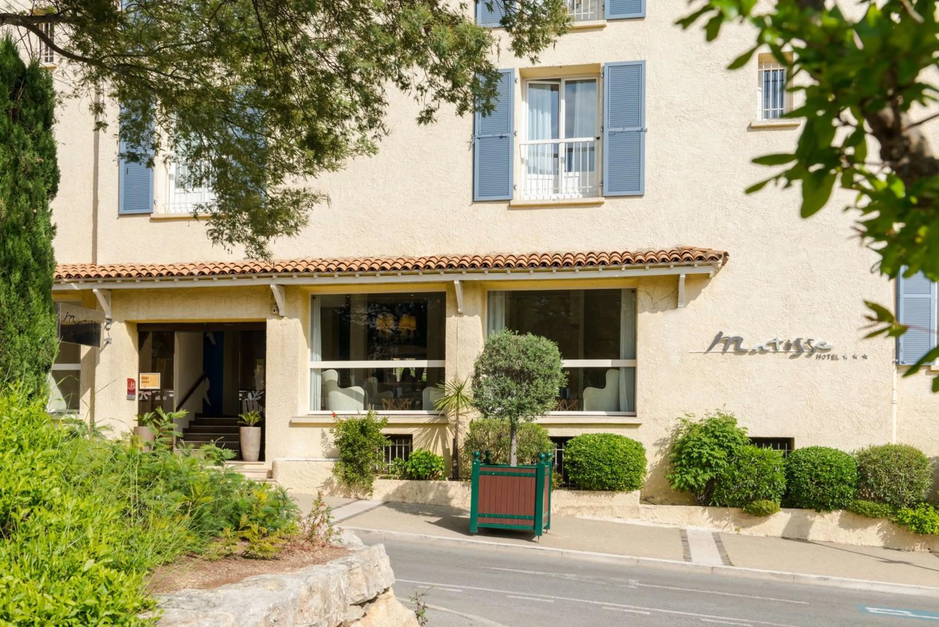 Property building in Best Western Hotel Matisse