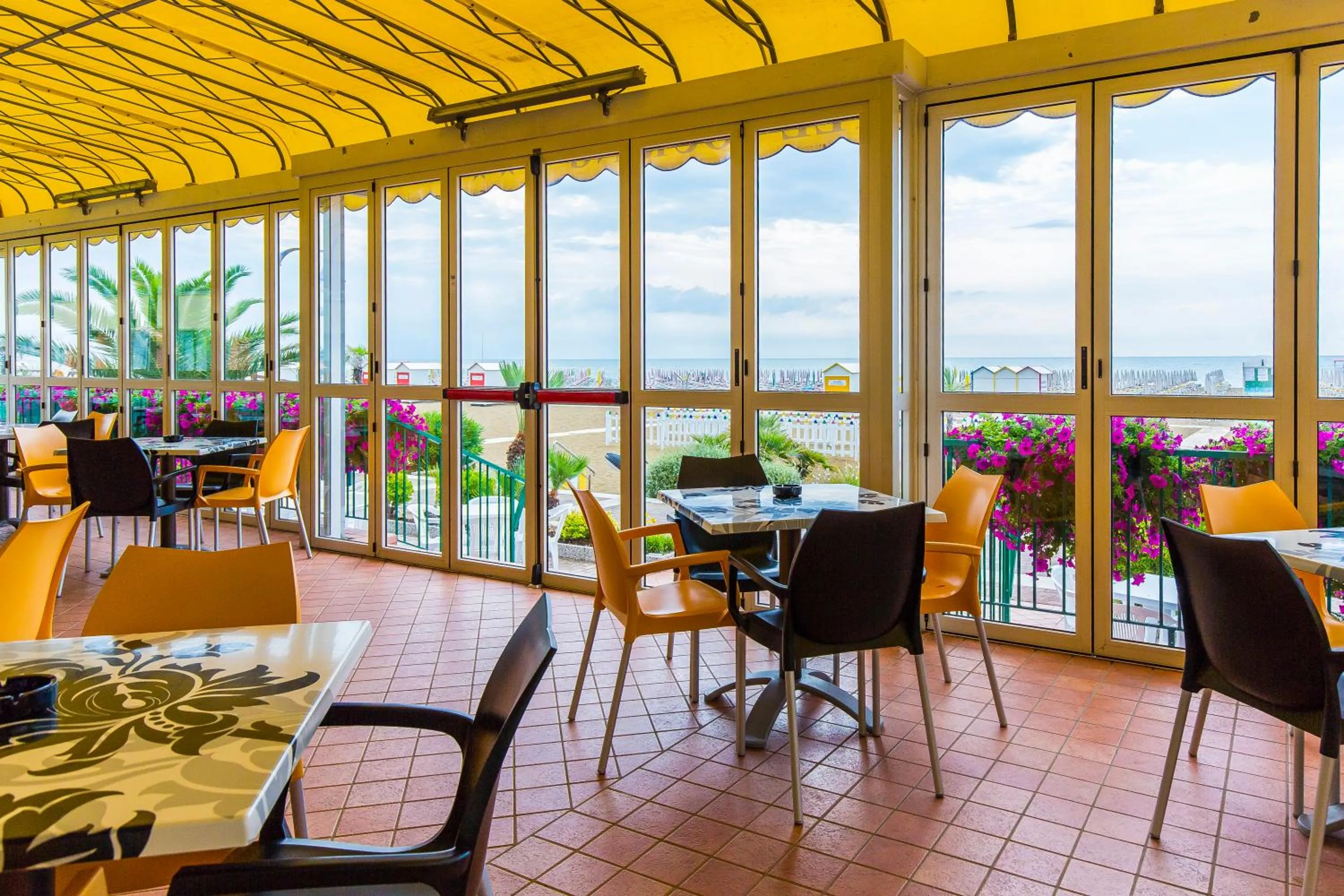 Lounge or bar in Hotel Touring