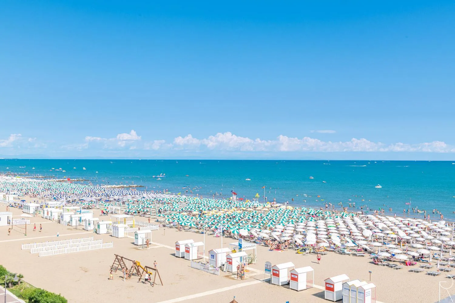 Beach in Hotel Touring