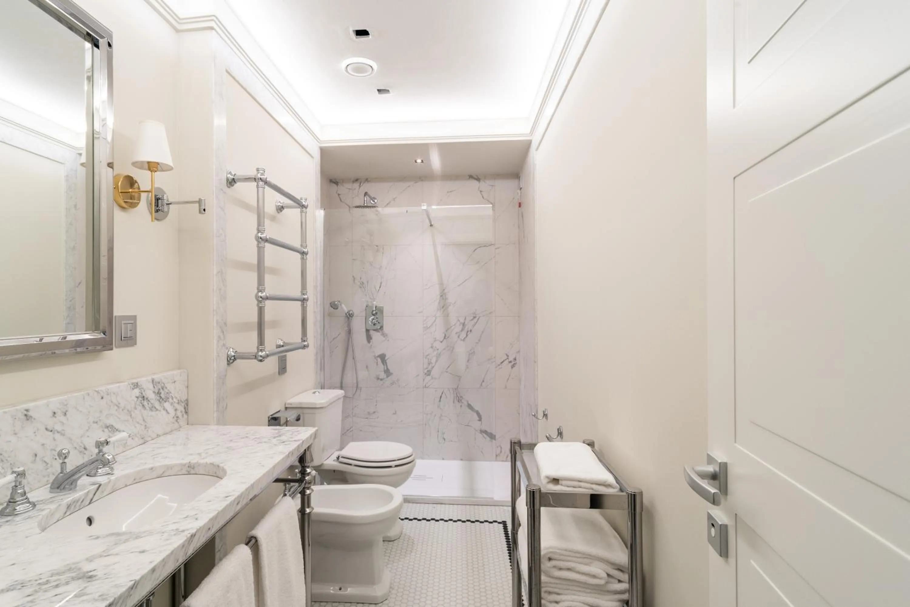 Bathroom in Room Mate Collection Gran Filippo, Rome-Fontana di Trevi