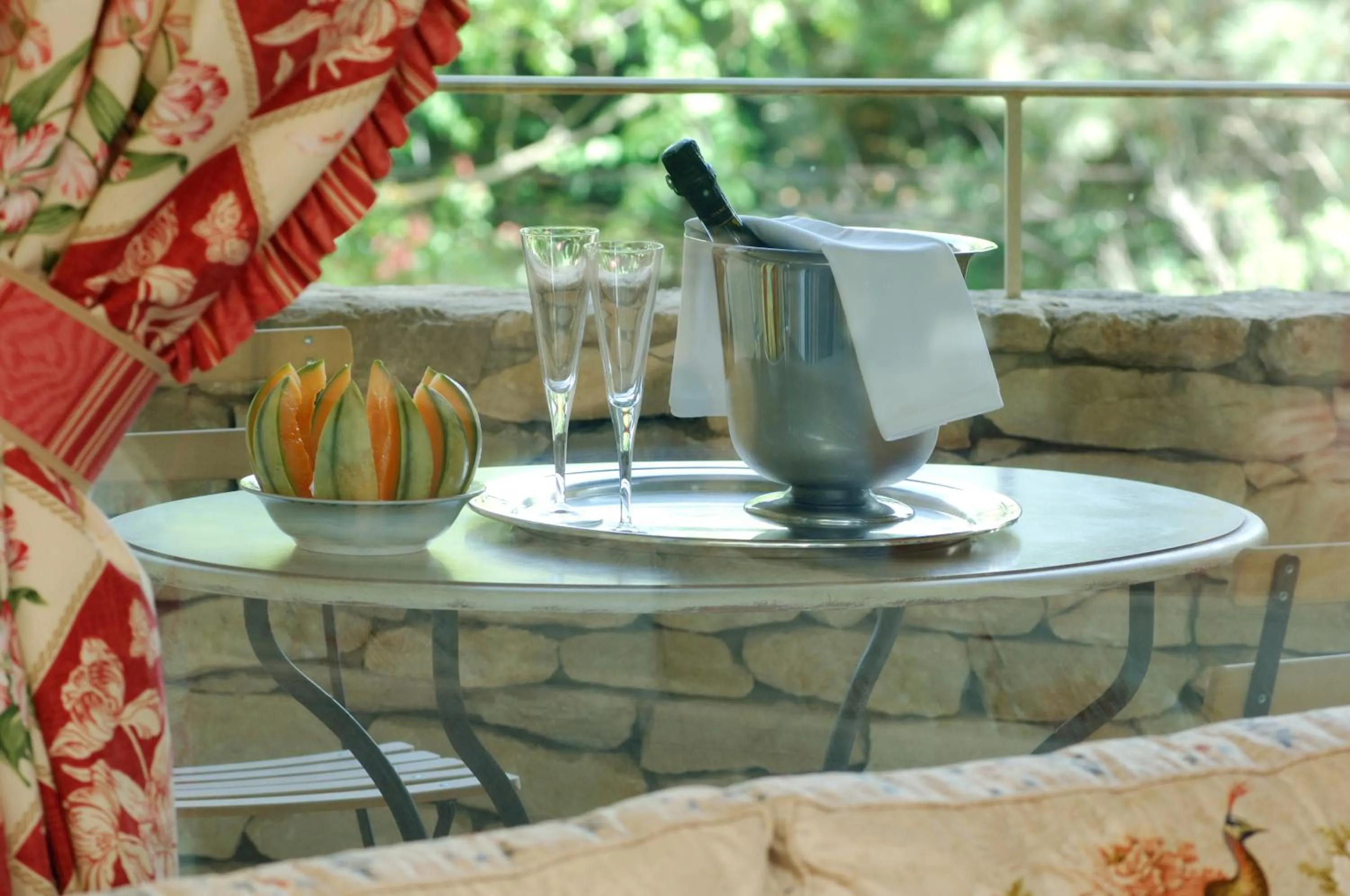 Meals in Hostellerie Le Roy Soleil