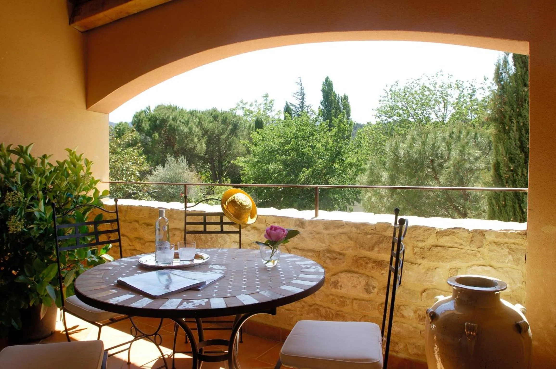 Balcony/Terrace in Hostellerie Le Roy Soleil