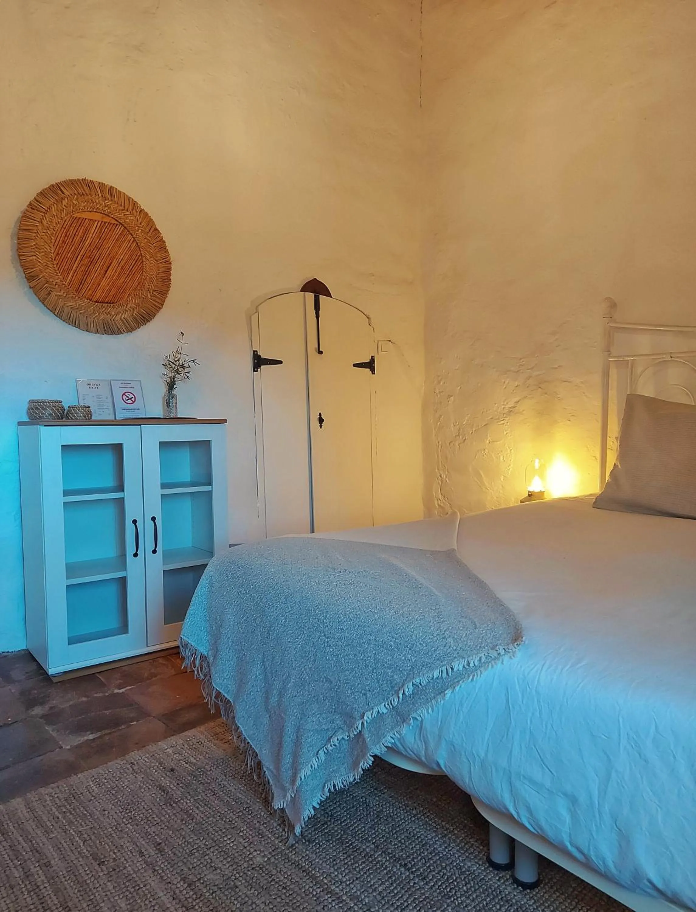 Photo of the whole room, Bed in Finca Serrato