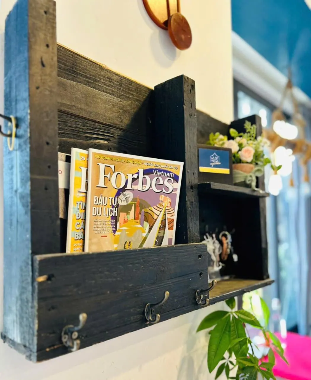 Library in May's House Hoi An