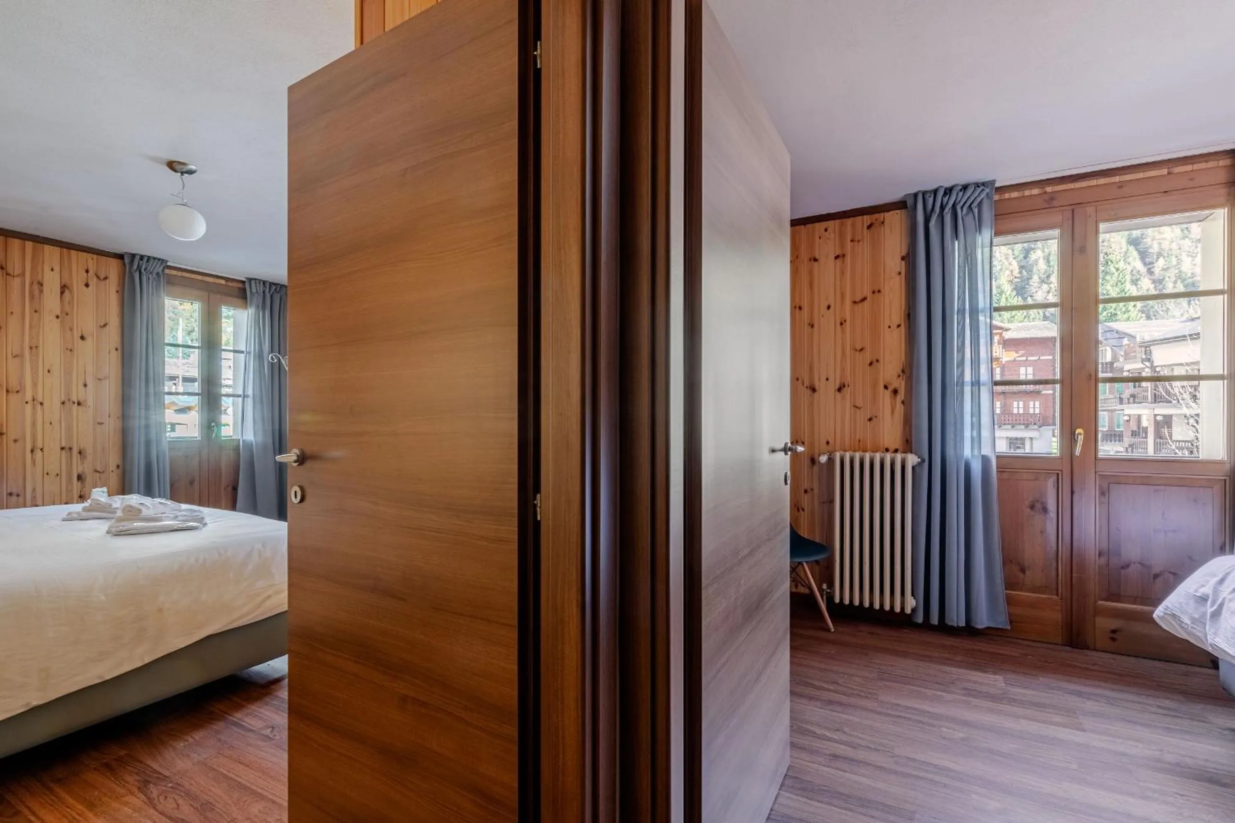 Photo of the whole room, Bed in Hotel Dufour