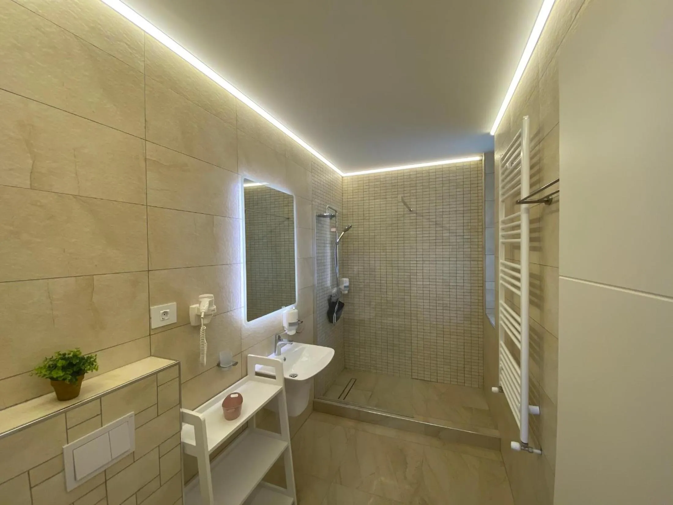 Shower in Vila Ducu - Adults Only ( +16 )