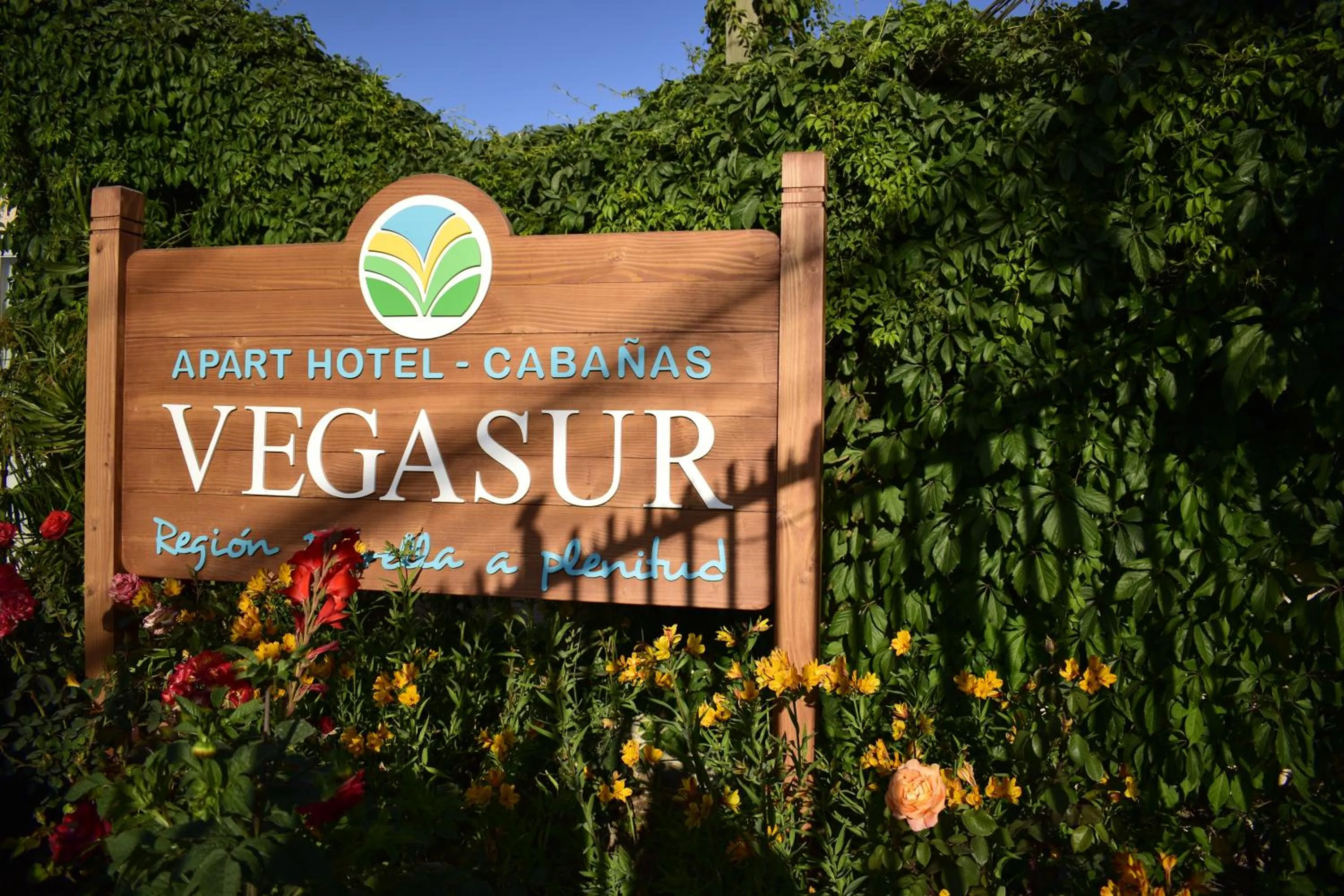 Property logo or sign in Apart Hotel Y Cabanas Vegasur