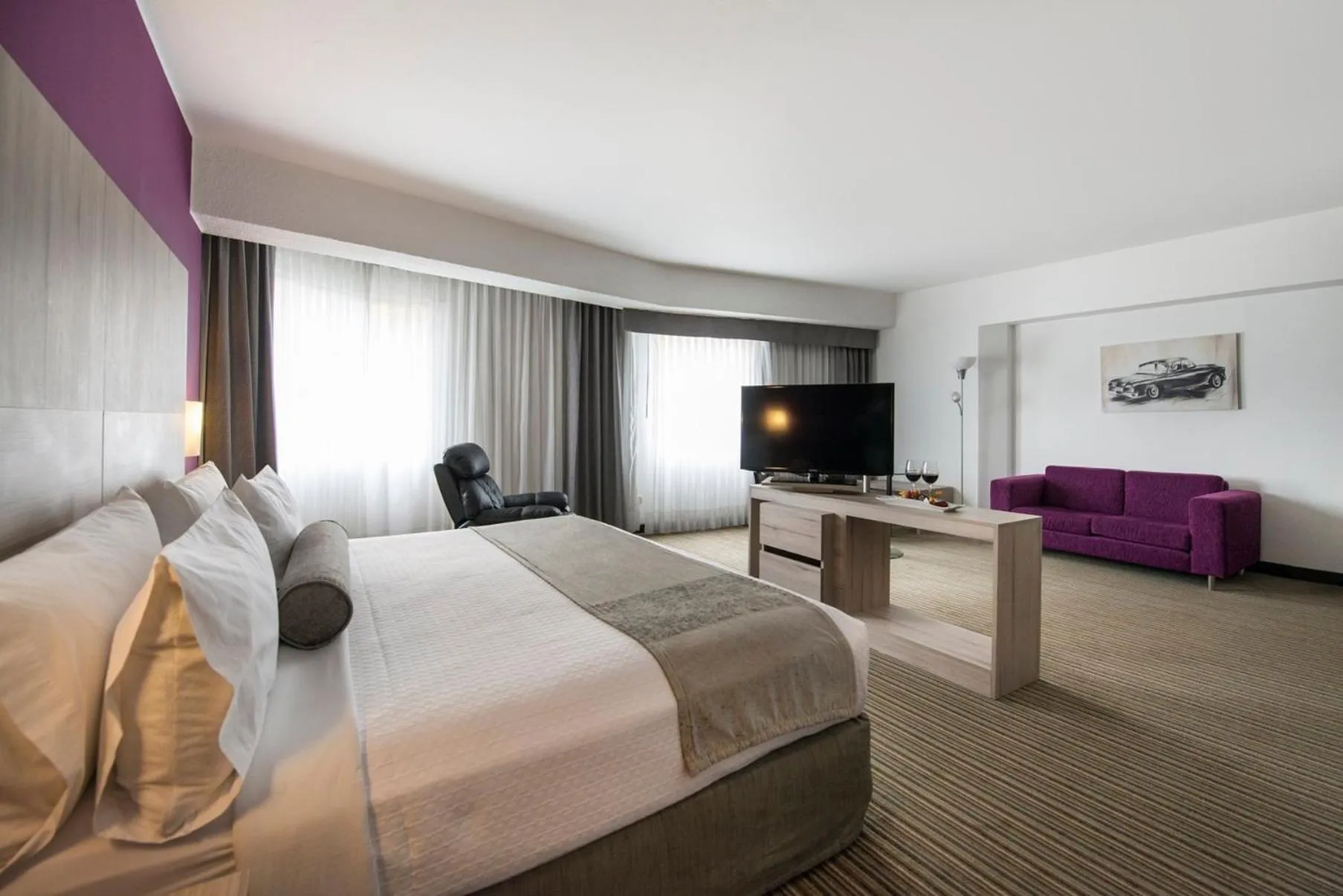 Photo of the whole room, Bed in Crowne Plaza Lima by IHG