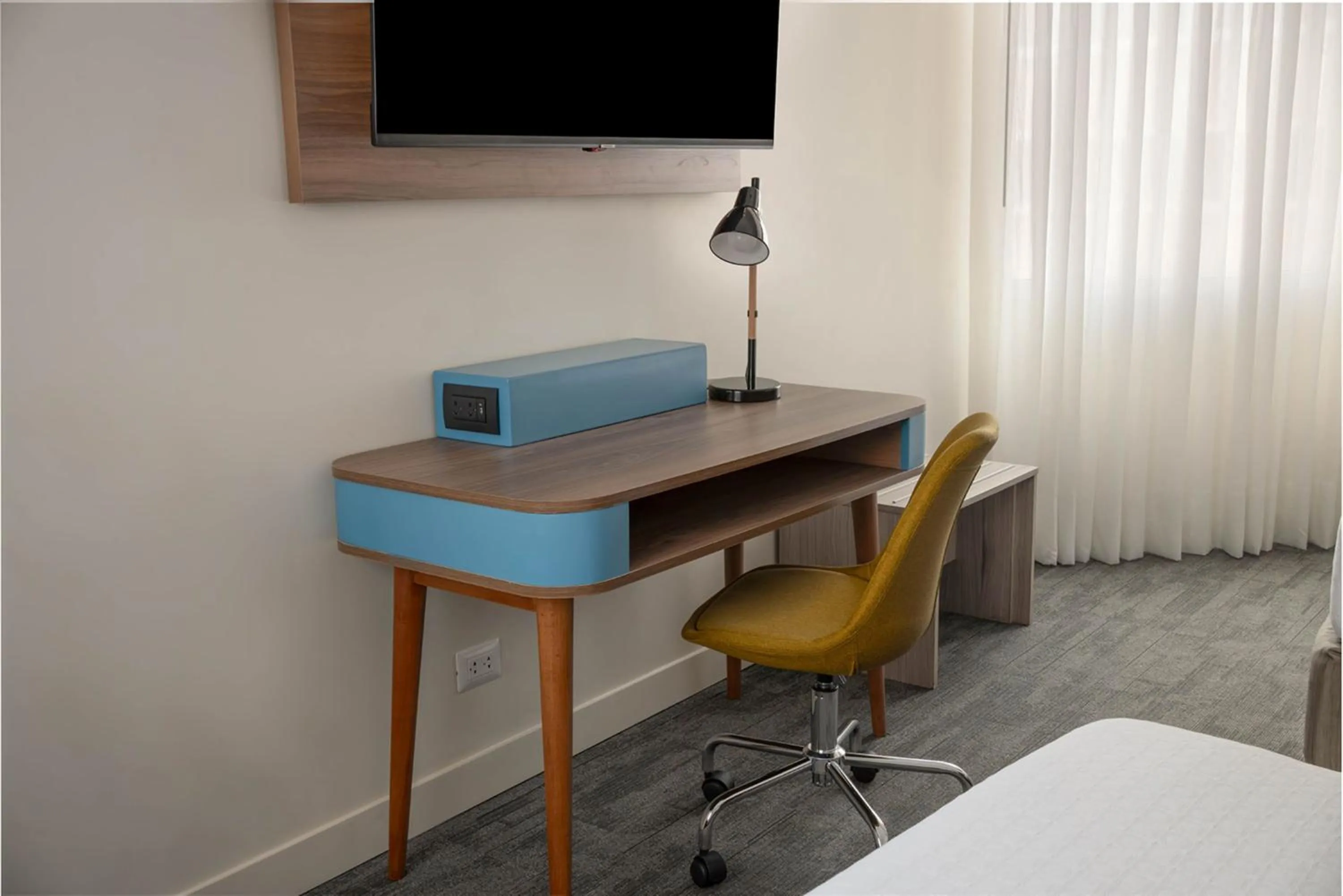 Photo of the whole room in Crowne Plaza Lima by IHG